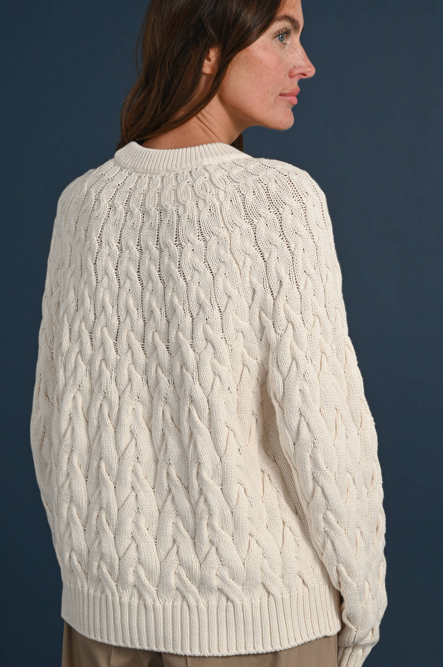 Zopfstrick Baumwoll Crew Neck Pullover in Ecru