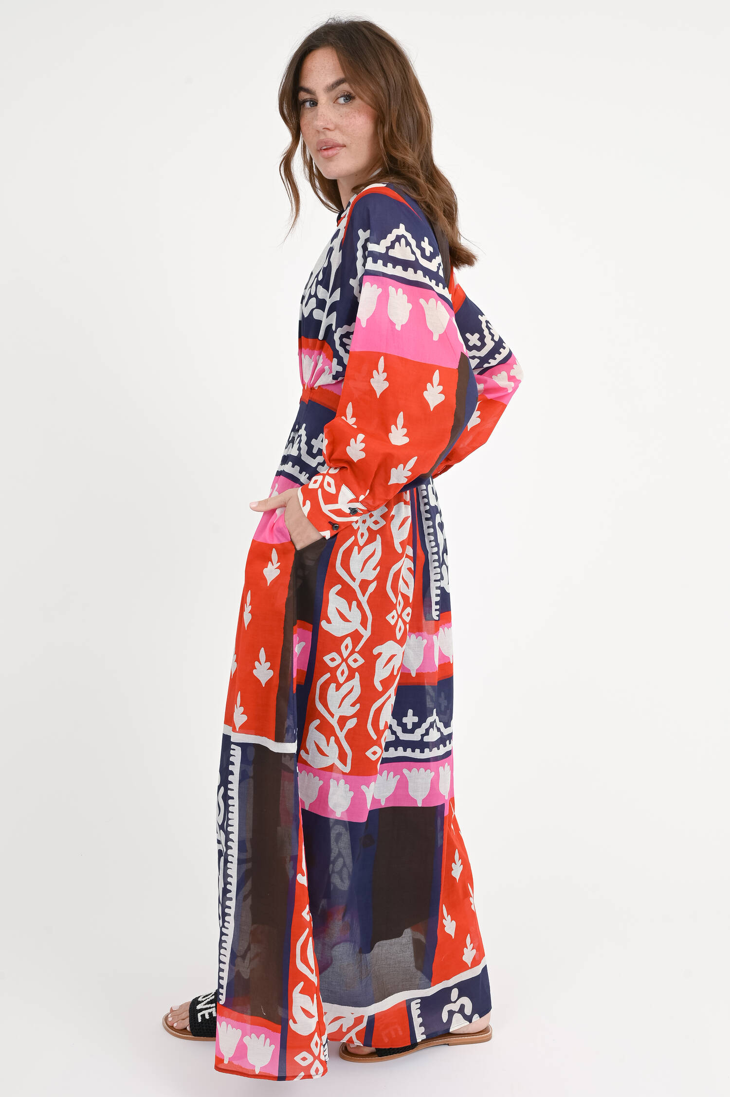 Gemustertes Maxi-Kleid in Blau/Rot/Pink