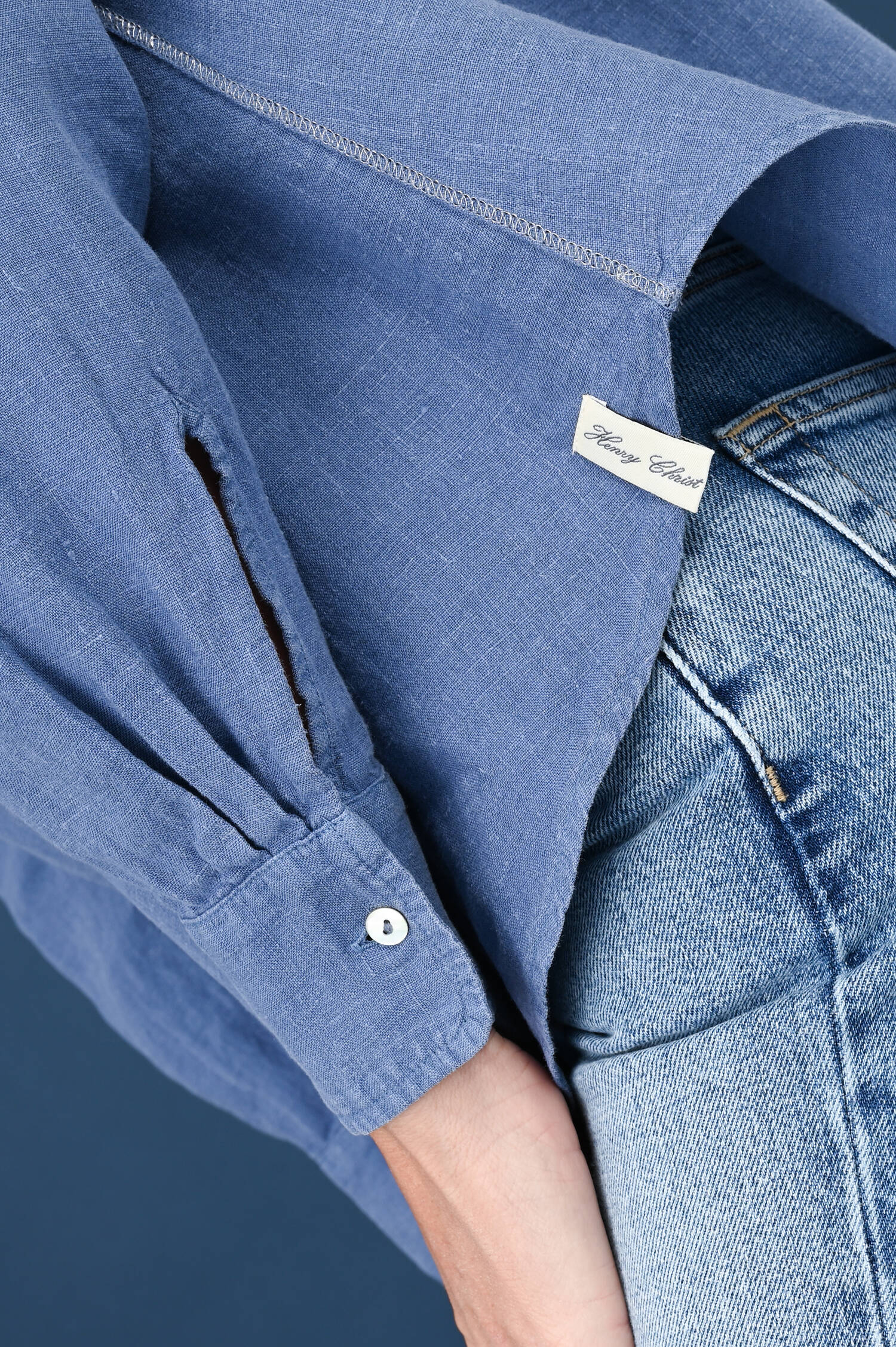 Leinenbluse in Surfblue