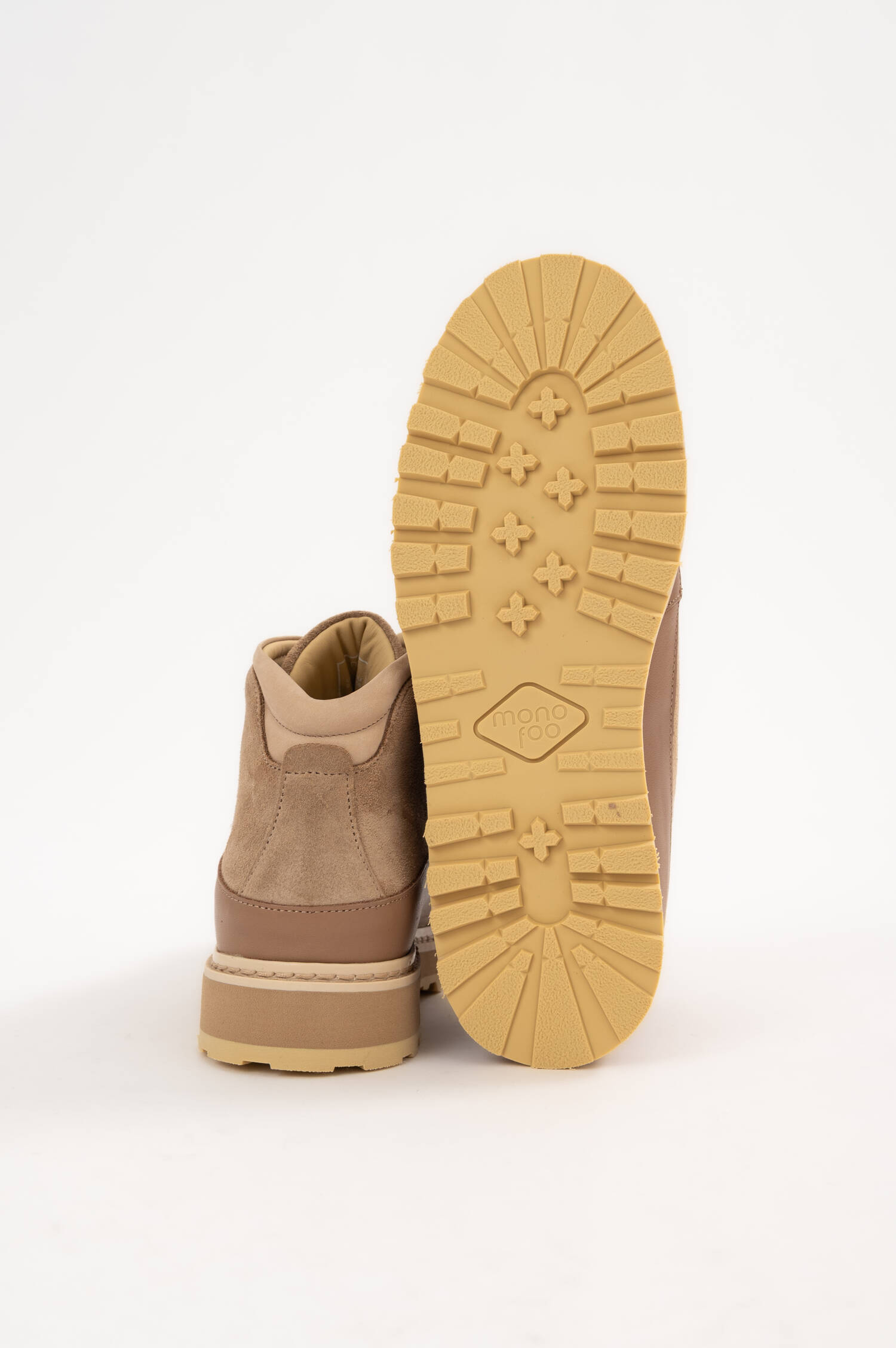 Schnürsstiefel in beige Schnürsstiefel in beige