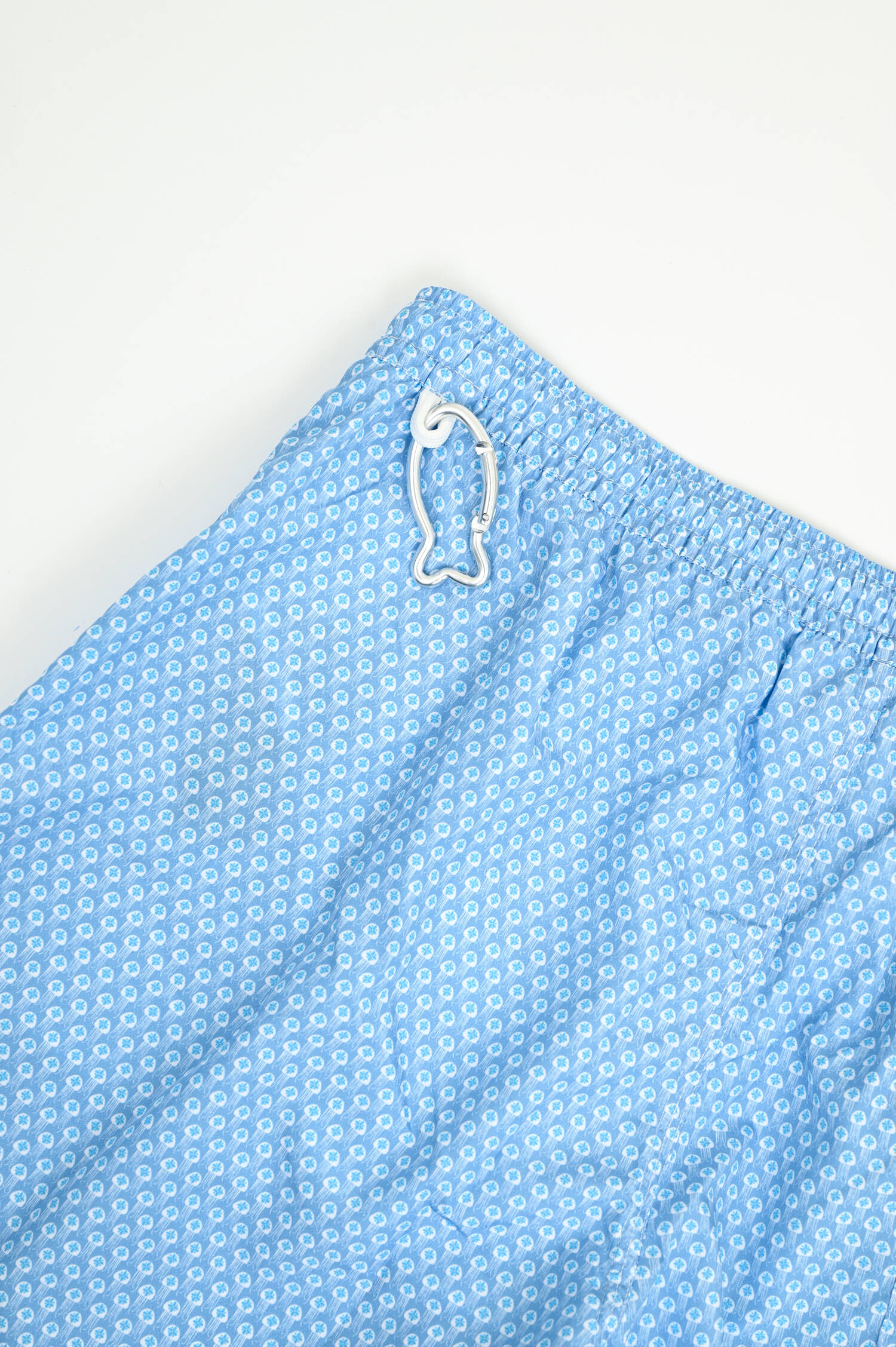 Badehose mit Mosaikmuster in Hellblau