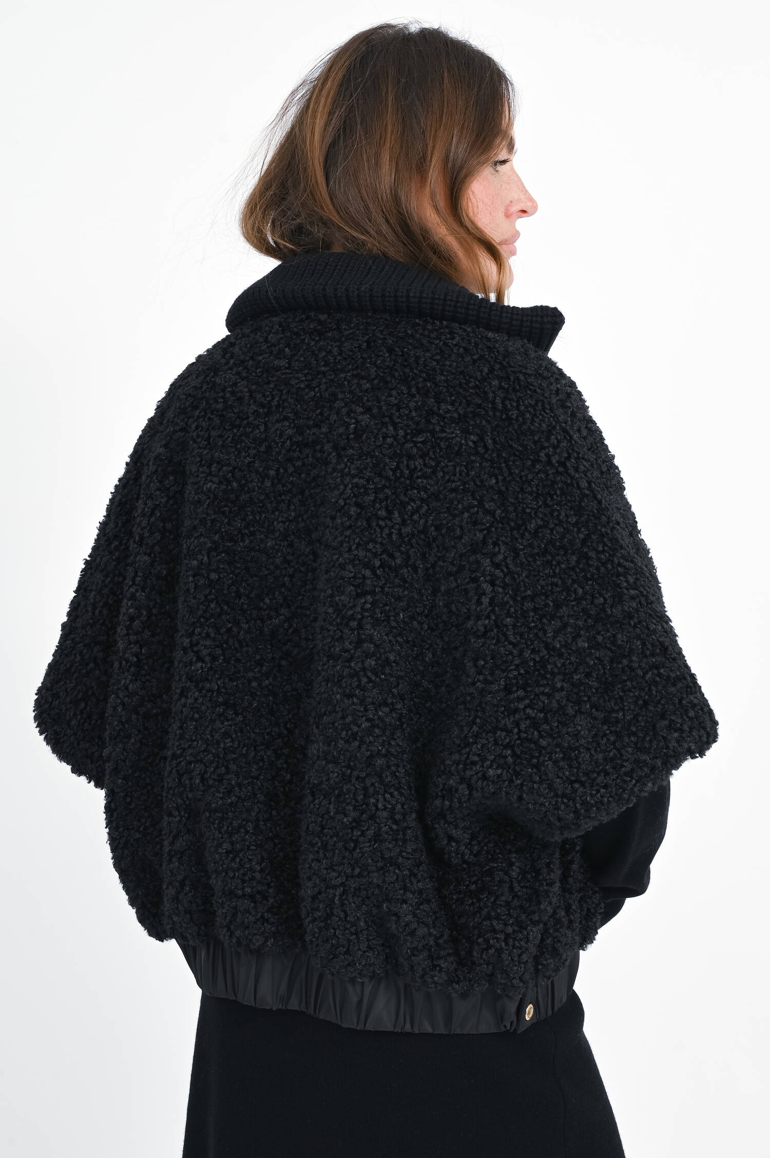 Wende-Cape-Jacke in Schwarz Wende-Cape-Jacke in Schwarz