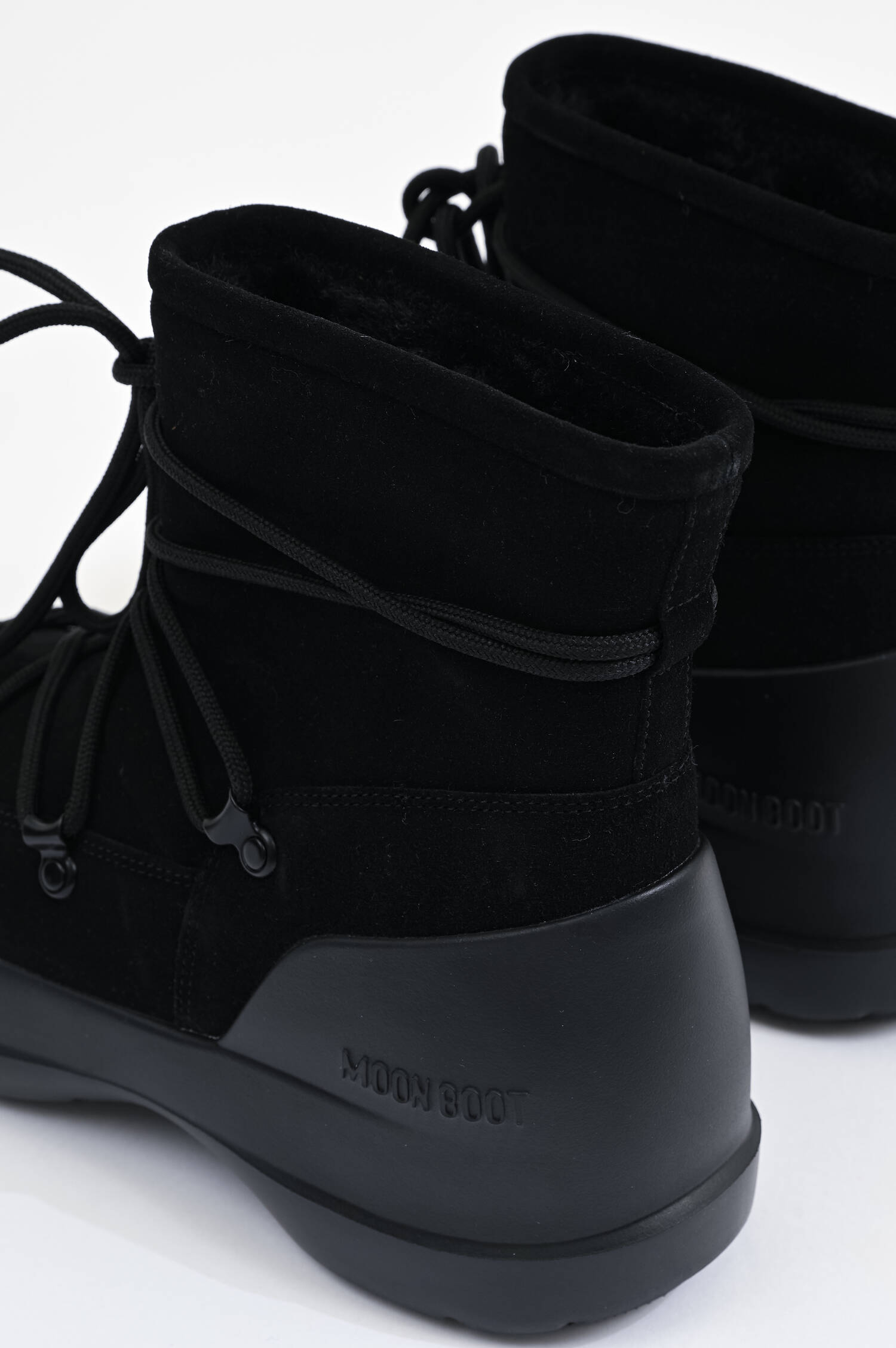 Moon Boot LAB 69 in Schwarz