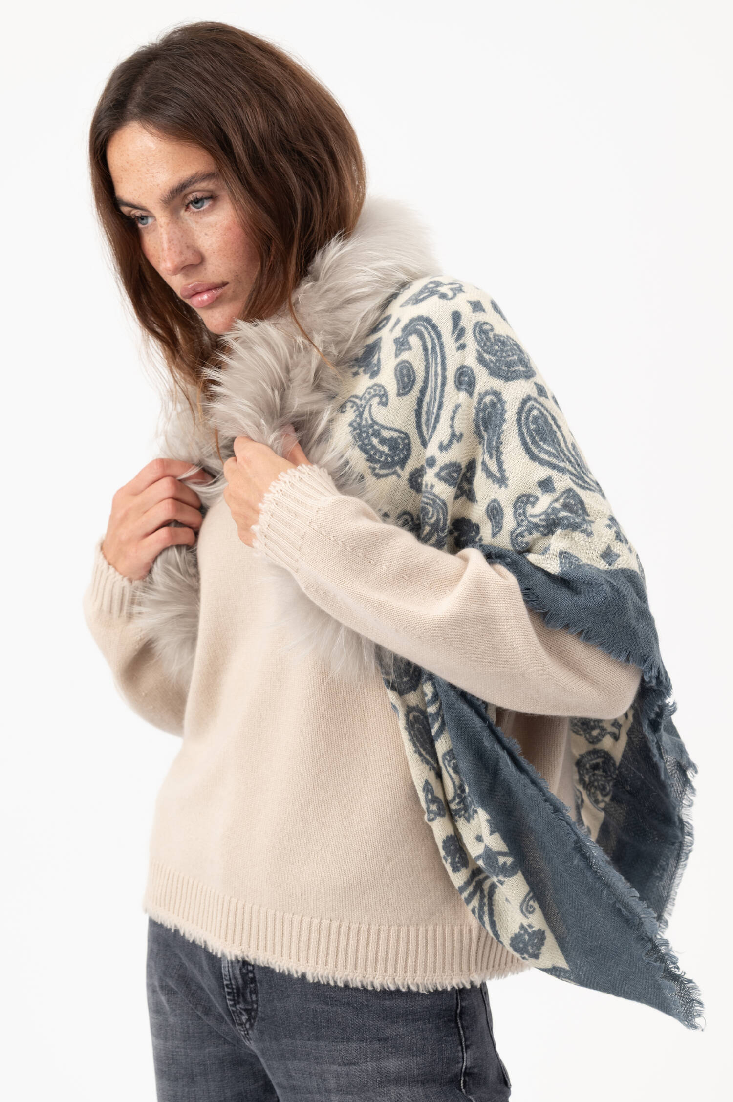 Cashmere Tuch JIMELLA mit Fell in Blau