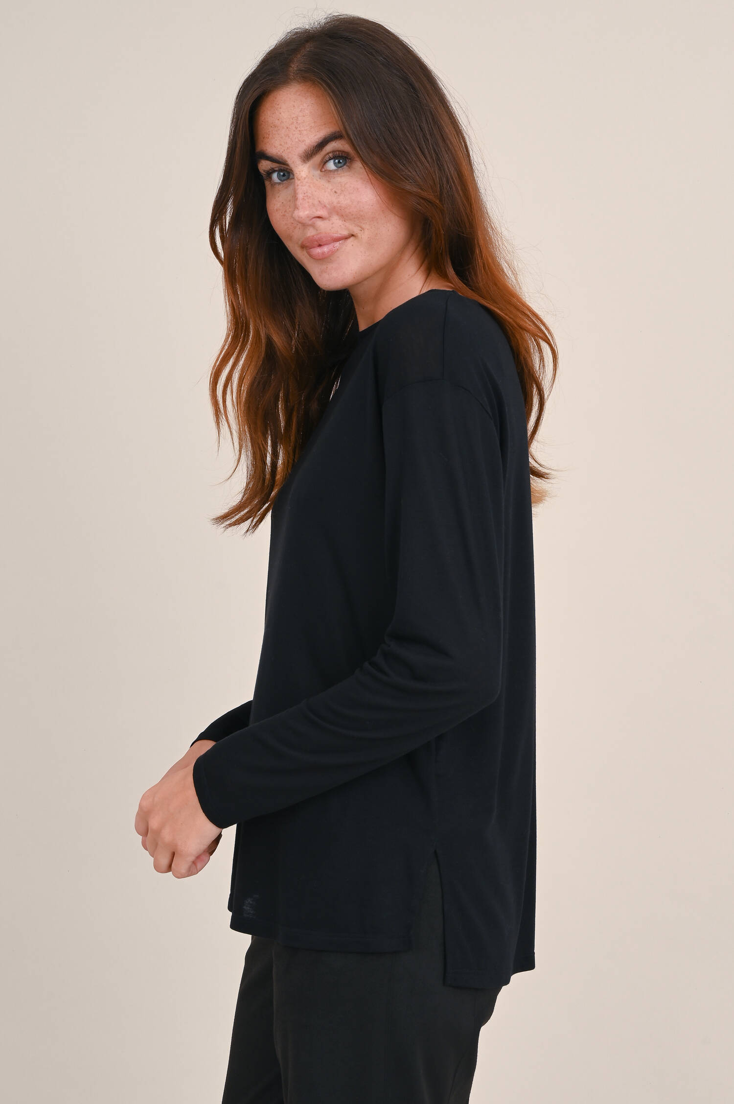 Langarm Shirt aus Milchfasern in Schwarz Langarm Shirt aus Milchfasern in Schwarz