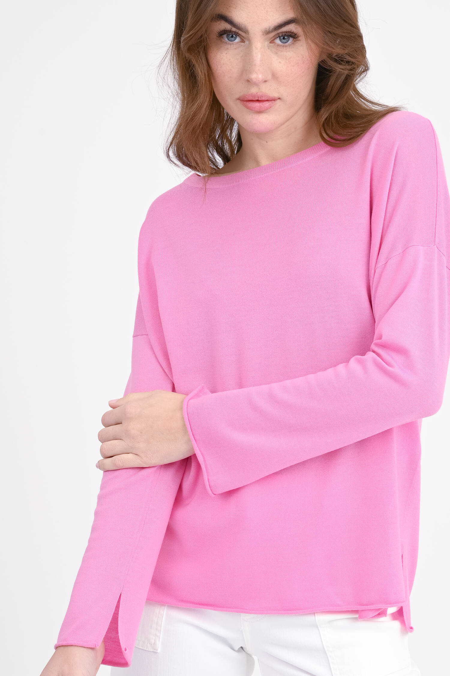 Oversize Pullover aus Schurwolle in Candy Pink