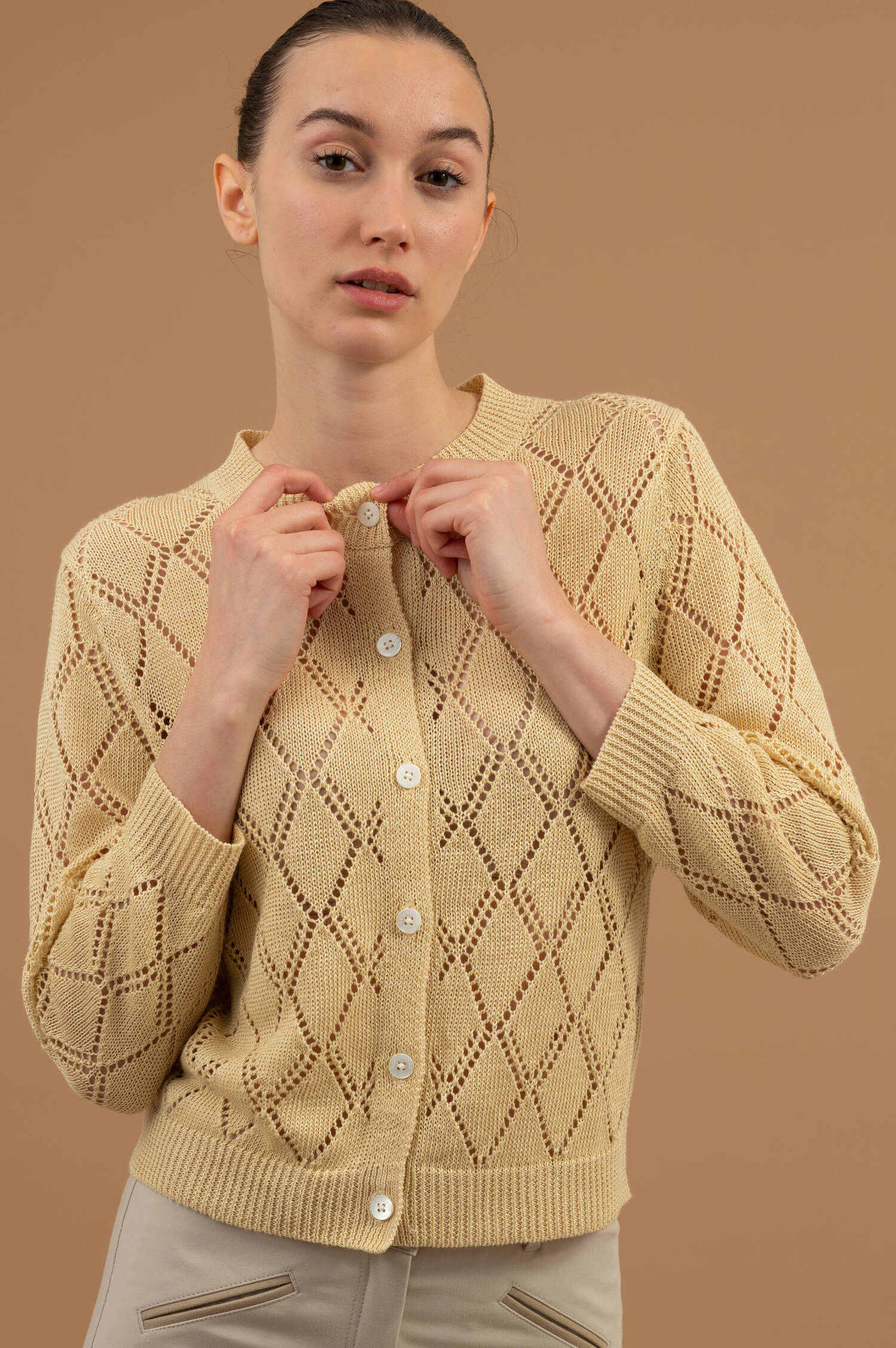 Strickweste aus Leinen in Pineapple Strickweste aus Leinen in Pineapple