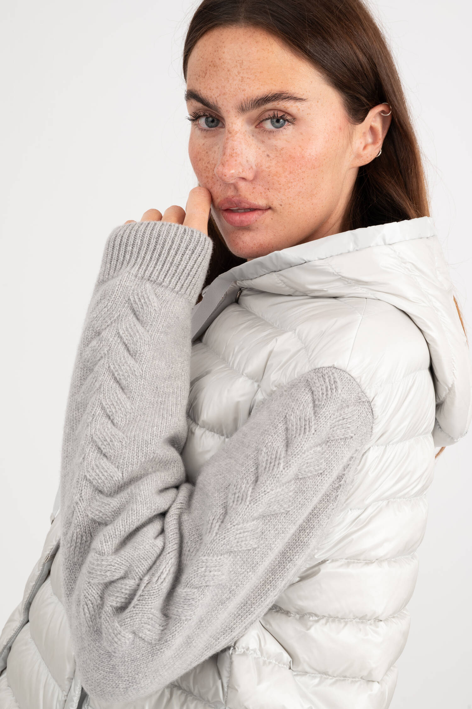 Kurze Hybridjacke in Hellgrau