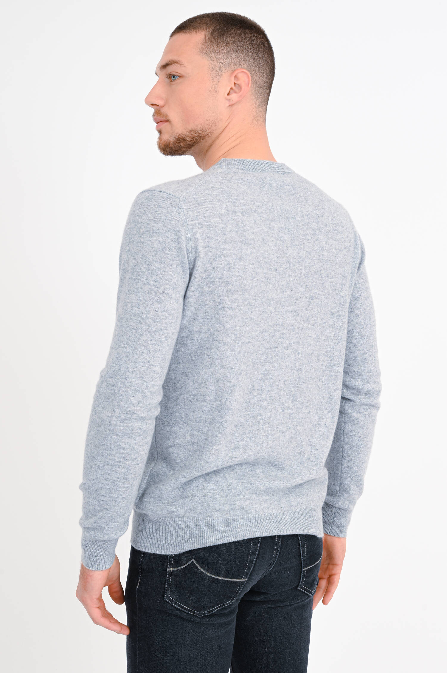 Rundhals-Pullover aus Cashmere in Hellgrau Rundhals-Pullover aus Cashmere in Hellgrau