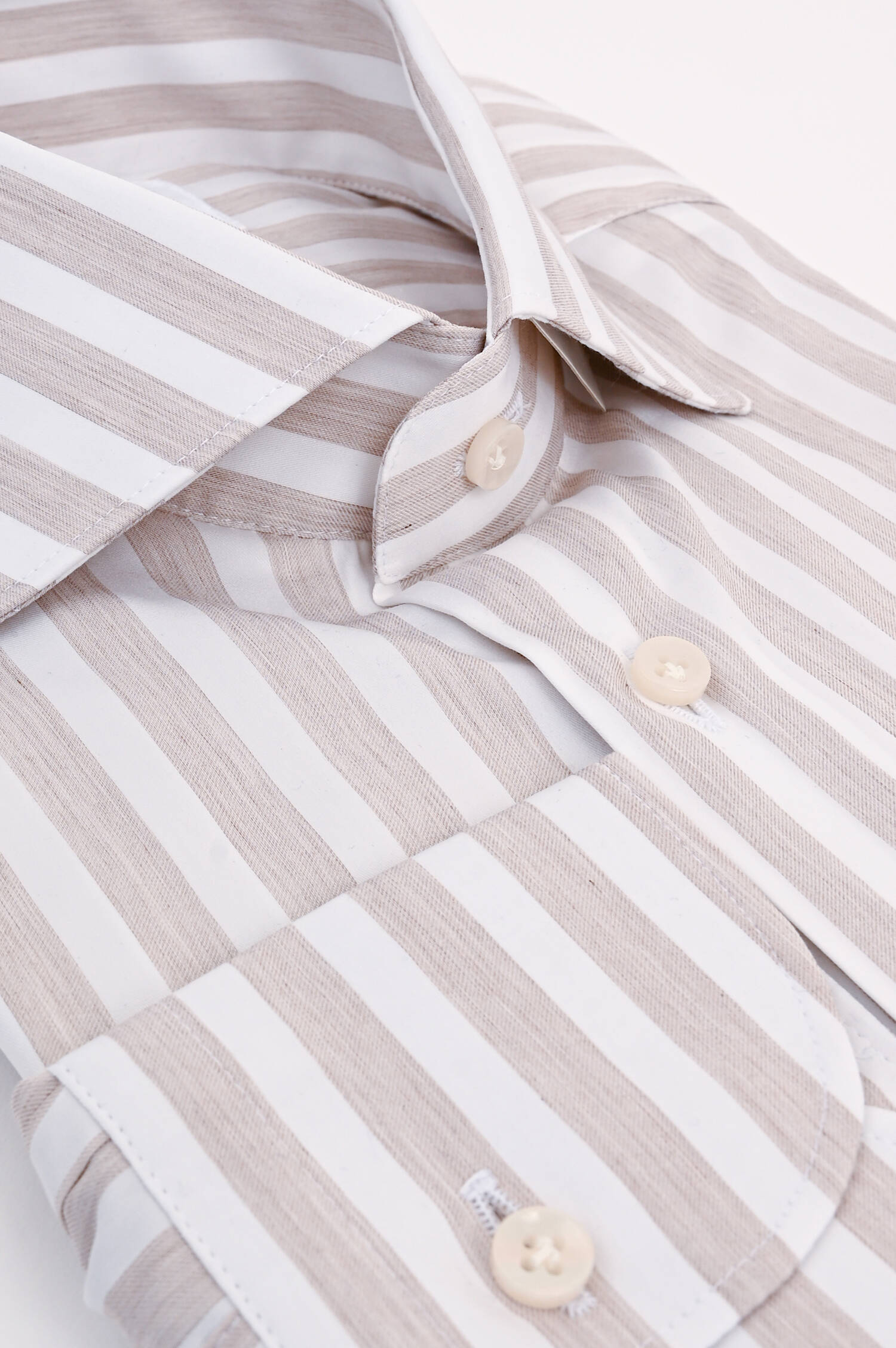 Gestreiftes Hemd in Beige/Weiß