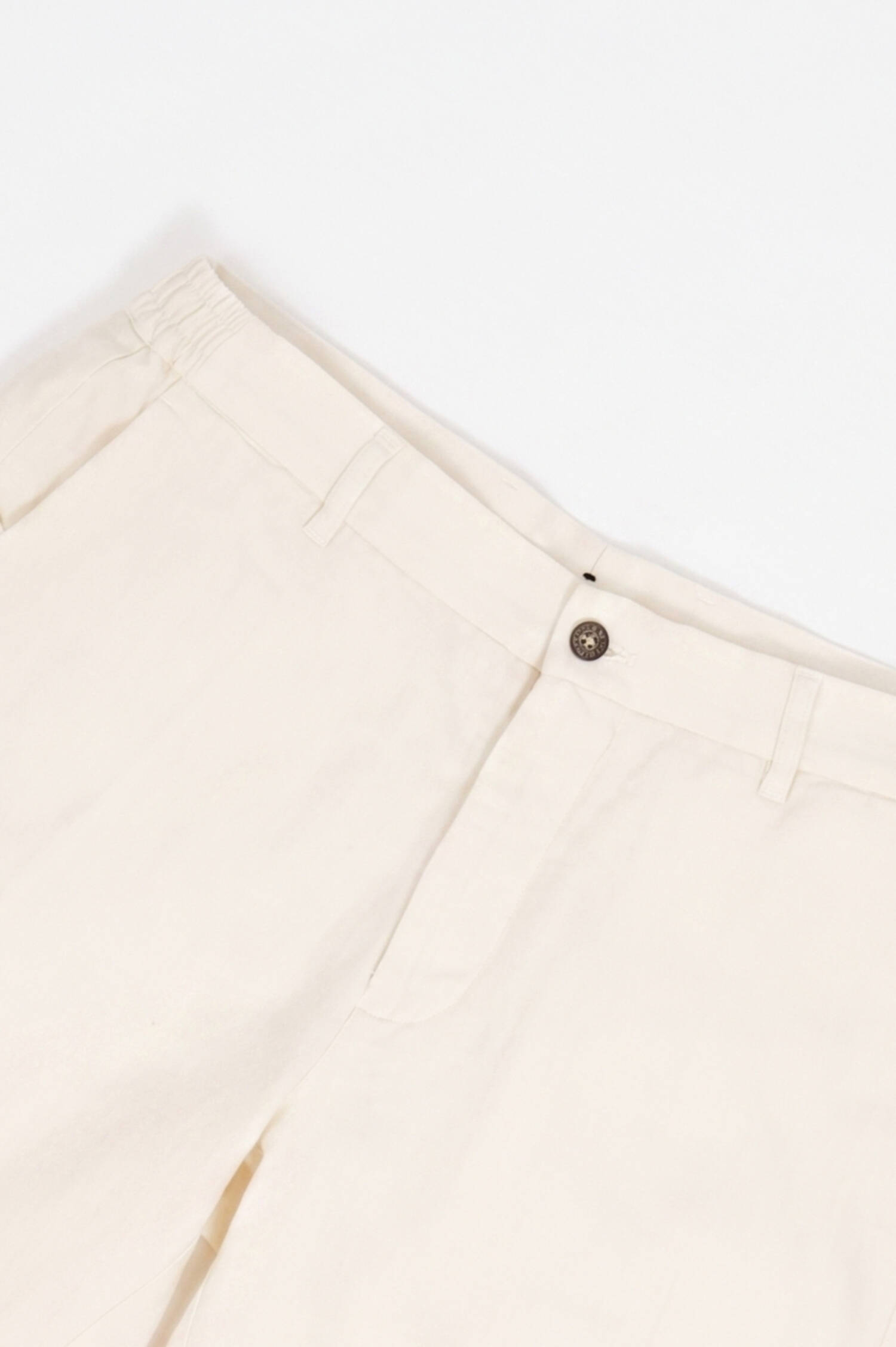 Leinen Bermuda in Ecru