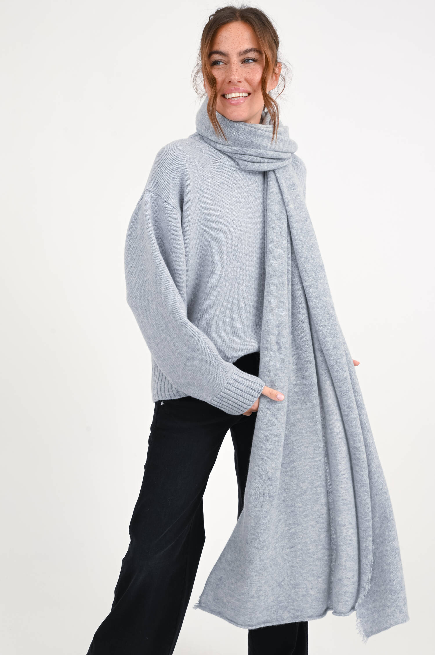 Cashmere-Tuch in Hellgrau Cashmere-Tuch in Hellgrau