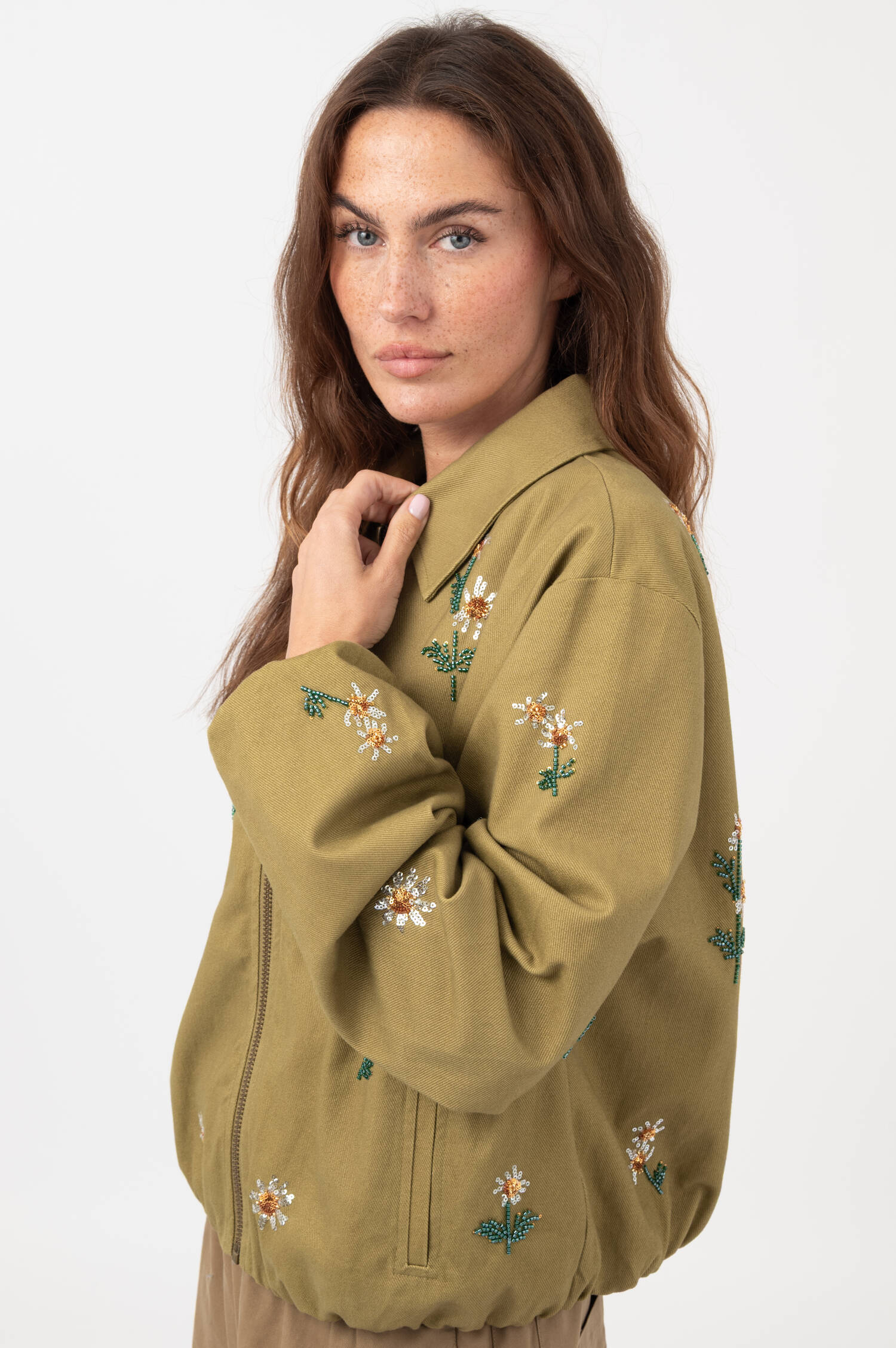 Outdoorjacke Mit Pailletten-Applikation in Oliv
