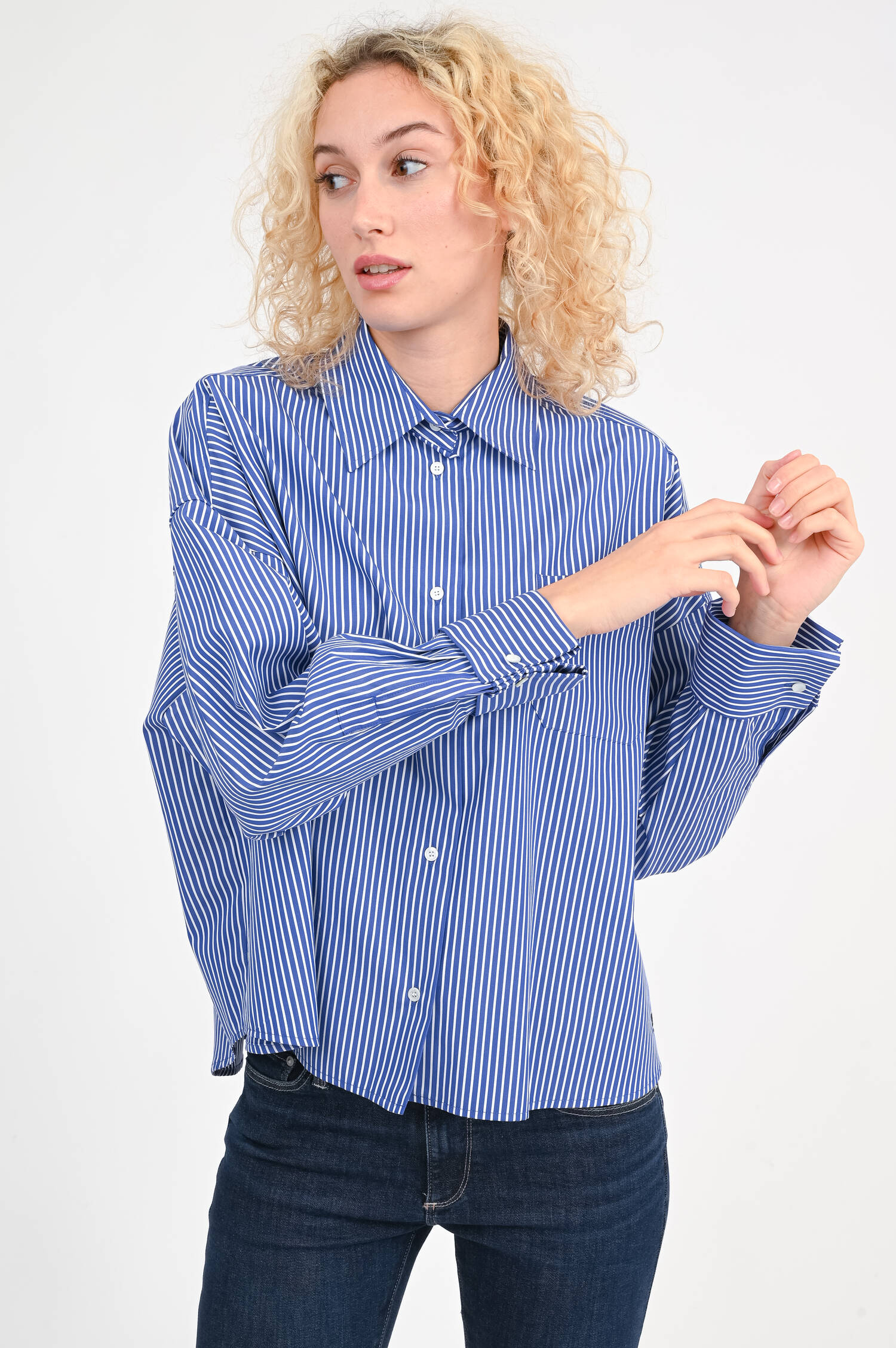 Cropped-Bluse in Weiß/Blau gestreift