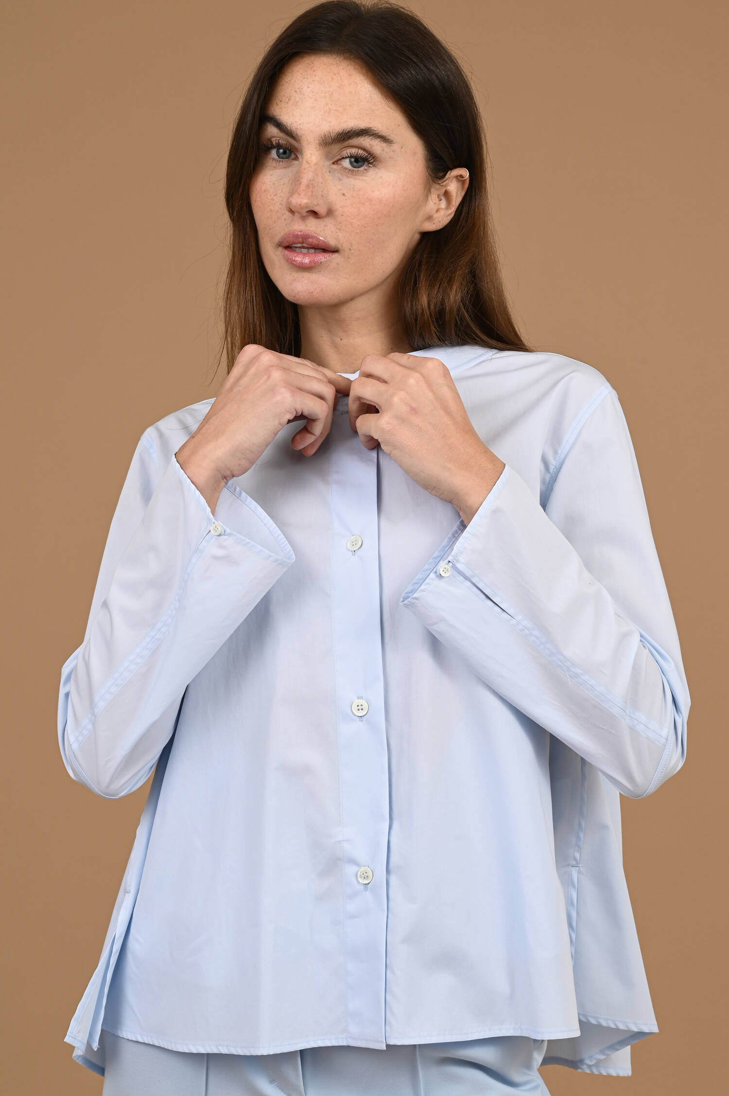 Ausgestellte Bluse "Zoe" in Hellblau