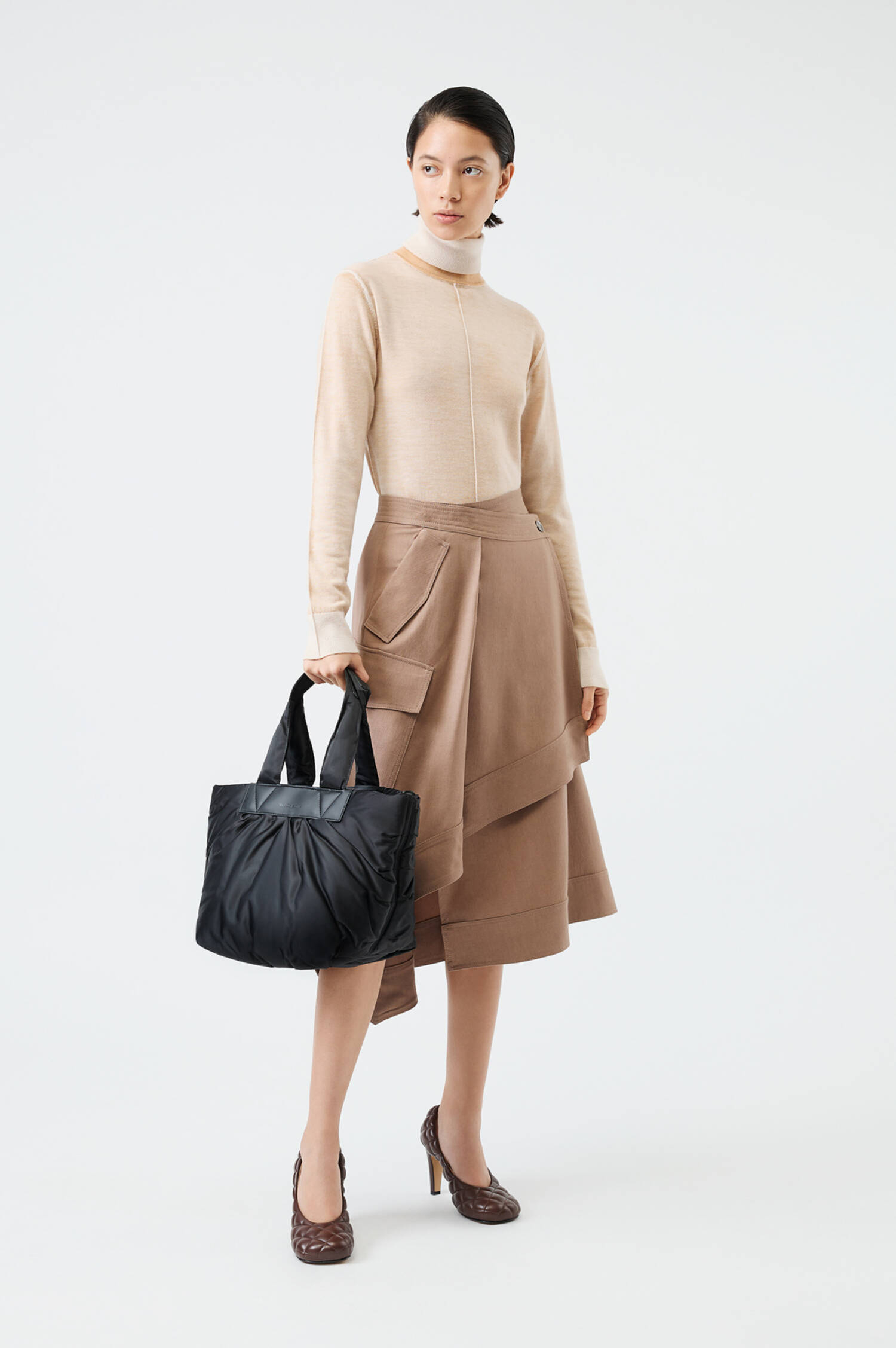 Tasche CABA TOTE SMALL in Schwarz