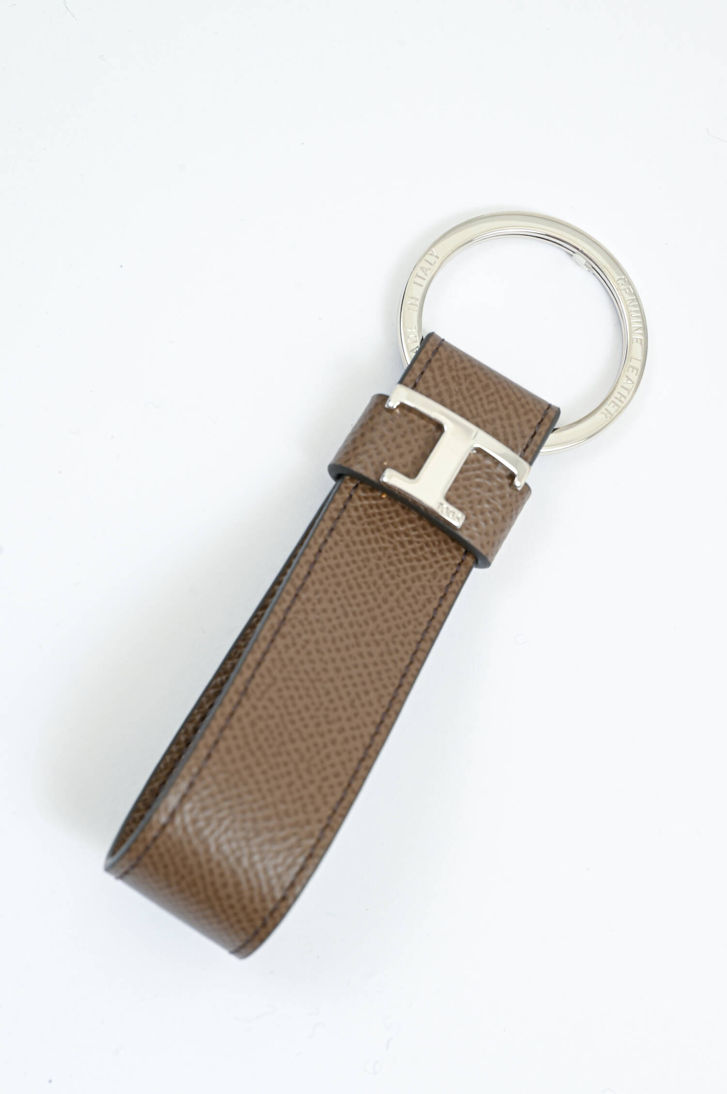 Schlüsselanhänger in Taupe