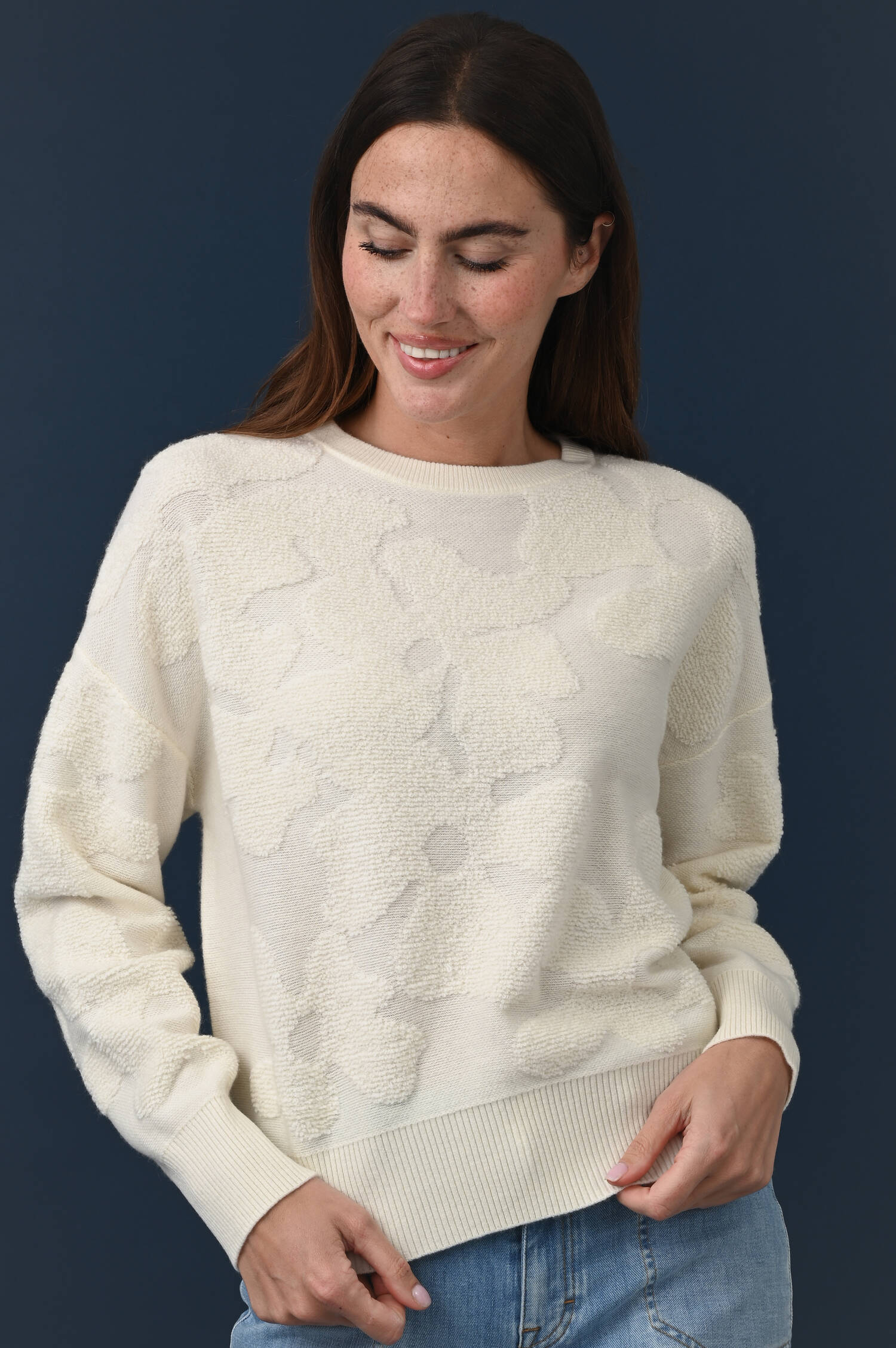 Pullover mit Bouclestruktur in Mozzarella