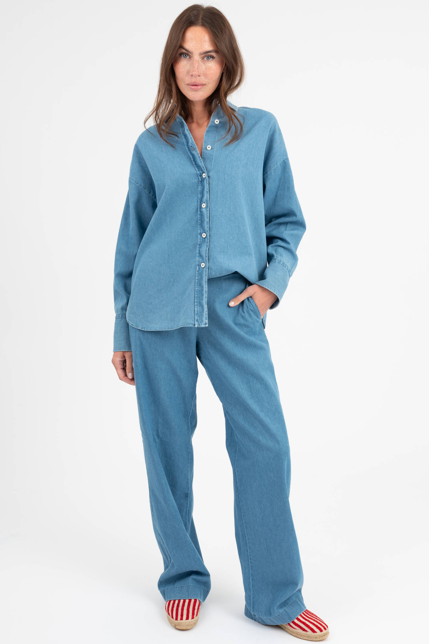 Denimhose in Mittelblau