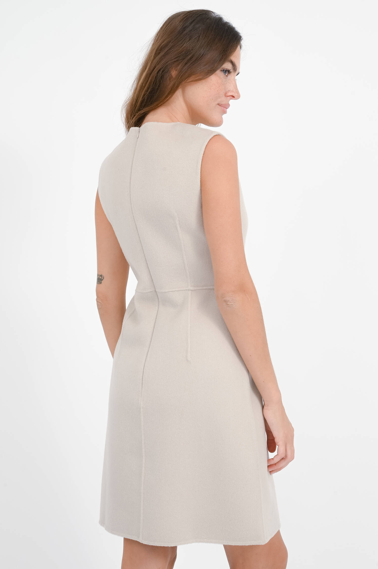 Wollkleid mit A-Linie in Platin Sand Wollkleid mit A-Linie in Platin Sand