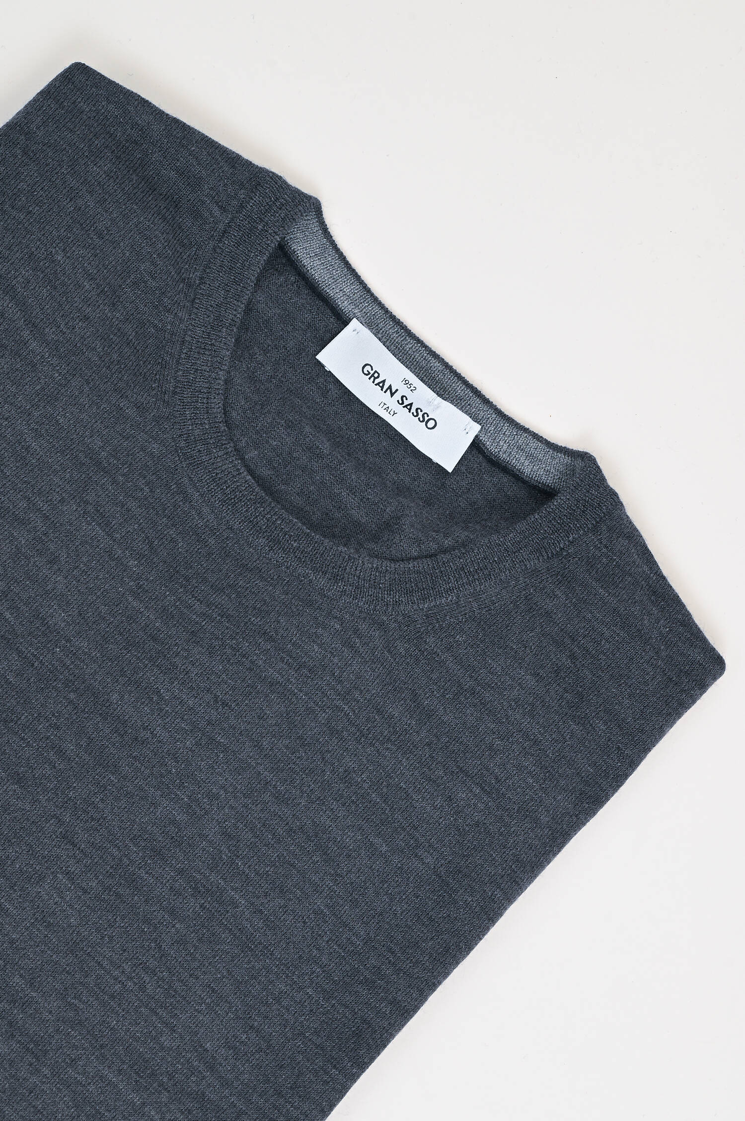 Feinstrick Pullover aus Wolle in Grau