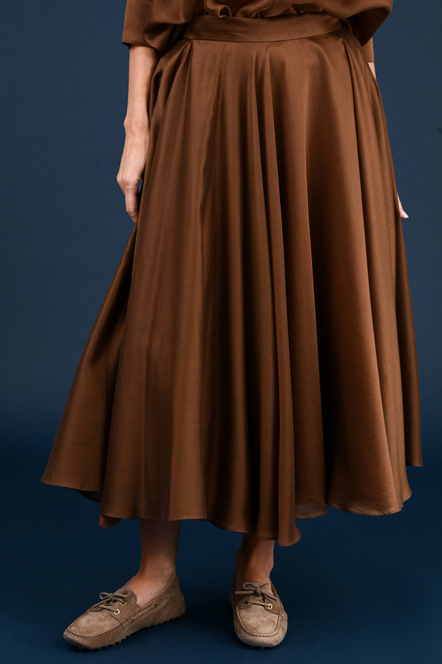 Satinrock in Chokobraun