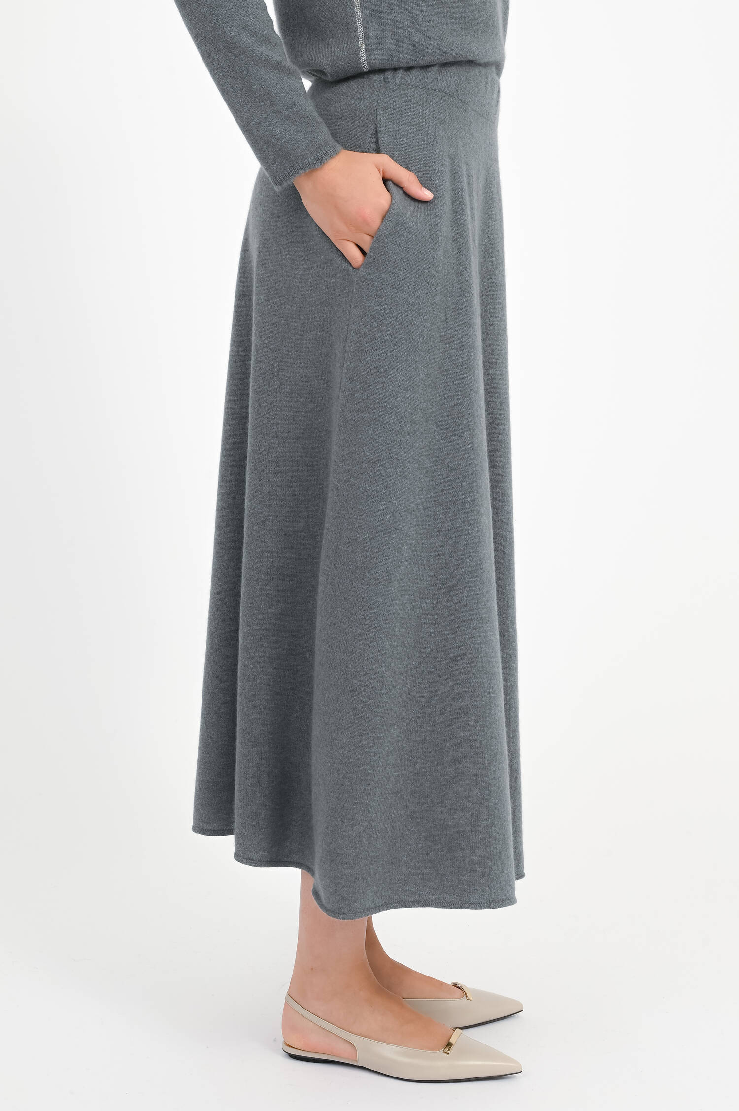 Rock aus Cashmere in Boston Grey Rock aus Cashmere in Boston Grey