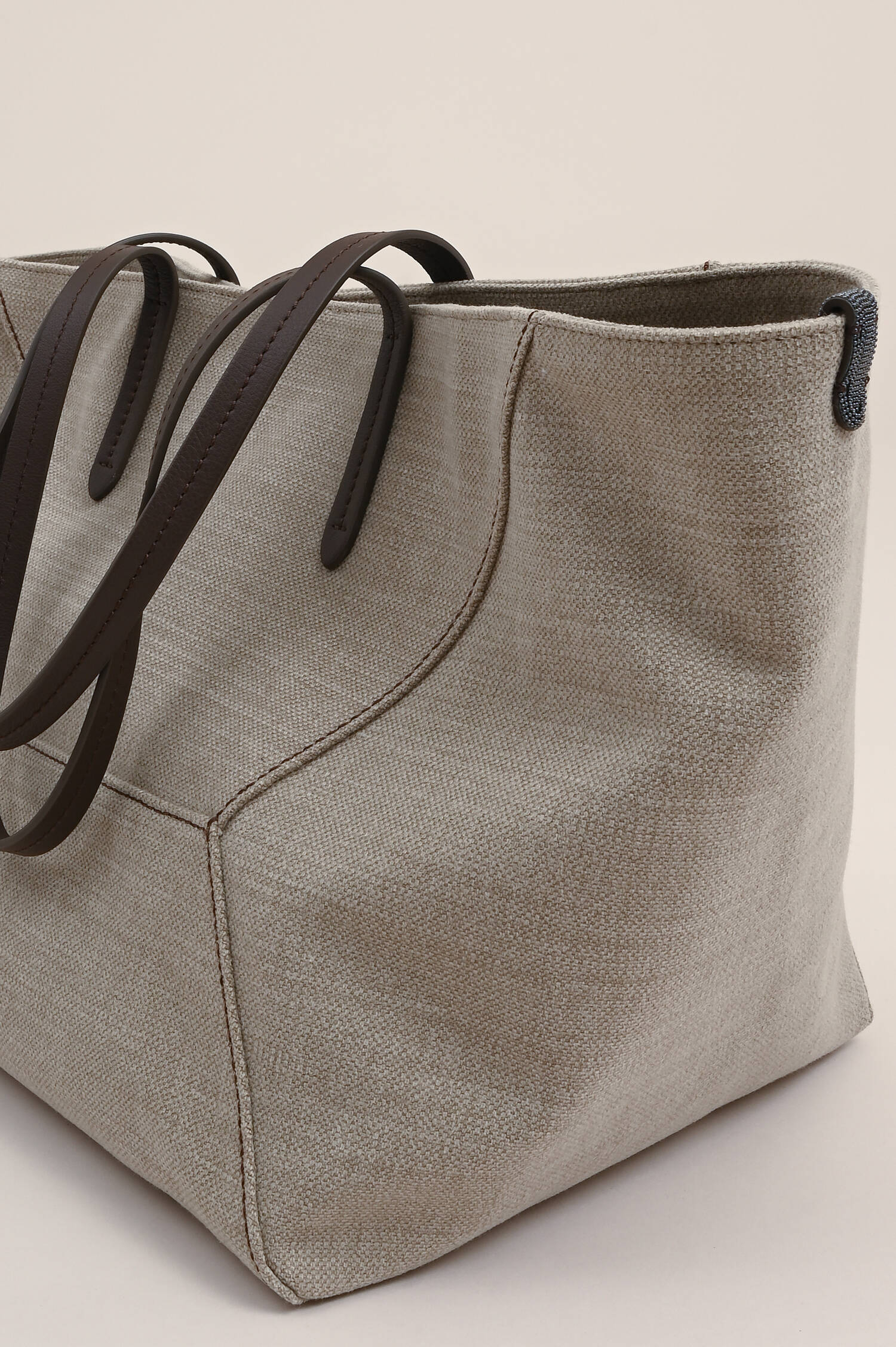 Shopper aus Canvas in Taupe