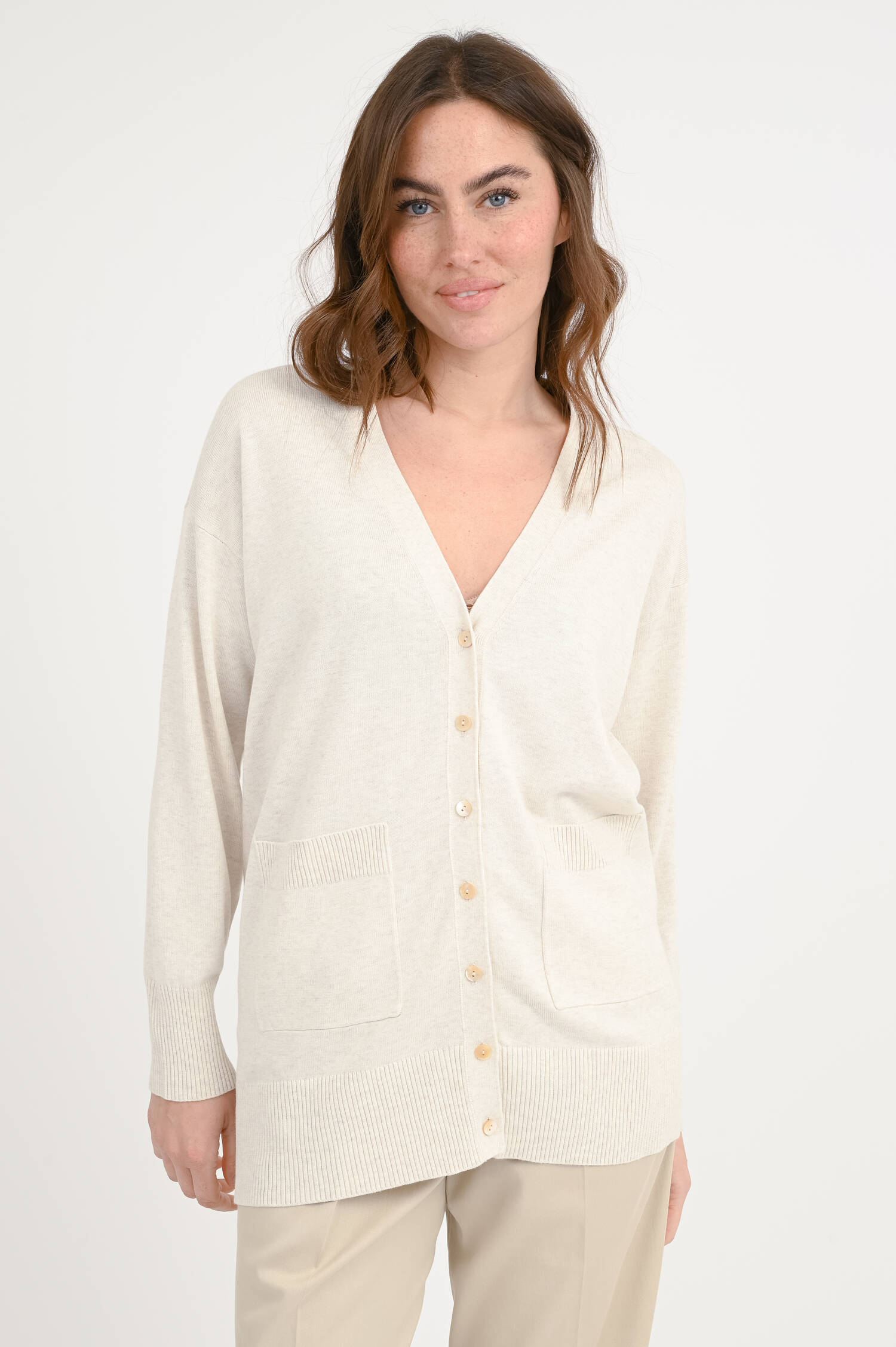 Cardigan aus Baumwoll-Mix in Ivory Cardigan aus Baumwoll-Mix in Ivory