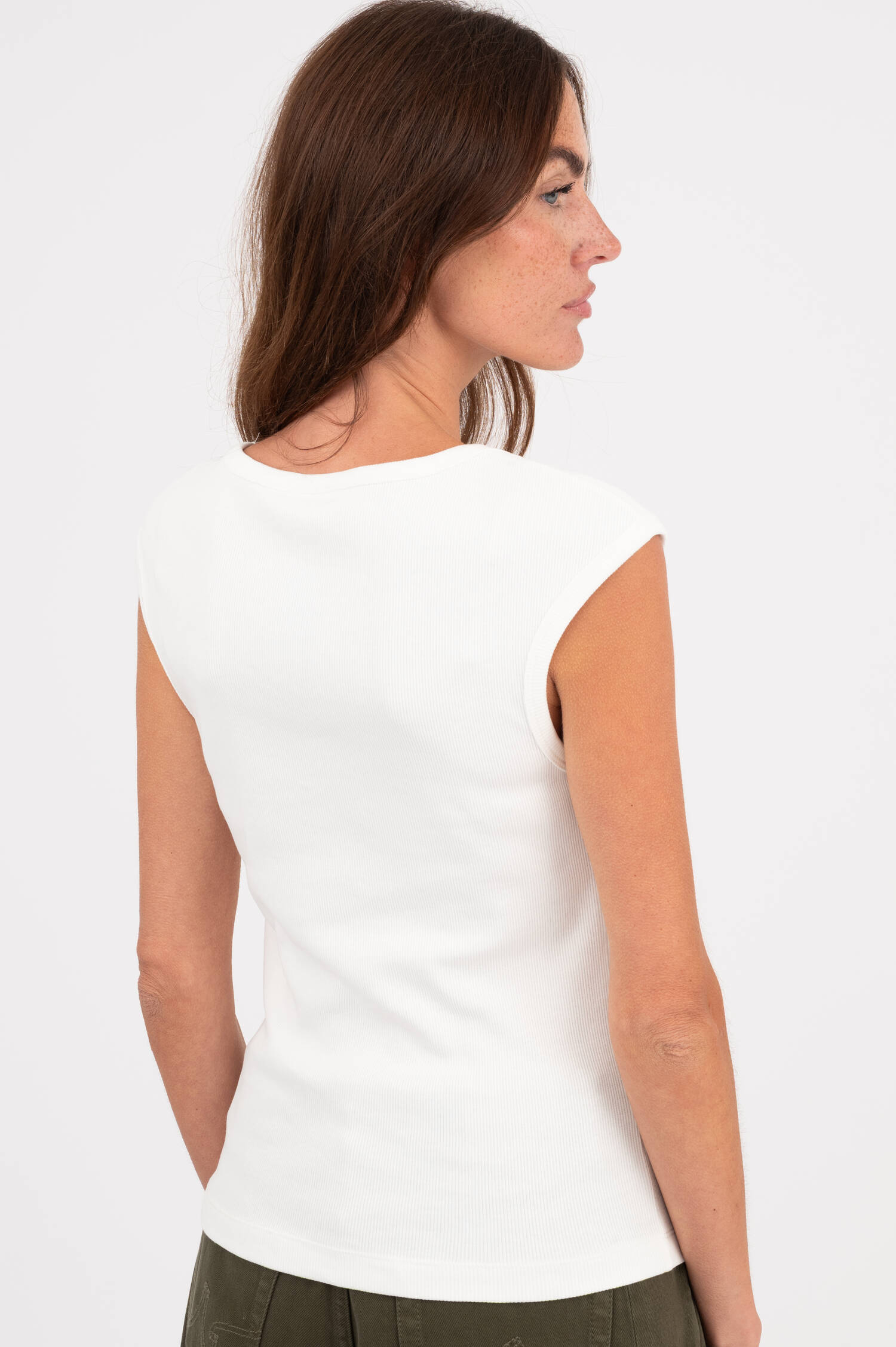 Geripptes Top mit Stretchanteil in Ivory Geripptes Top mit Stretchanteil in Ivory