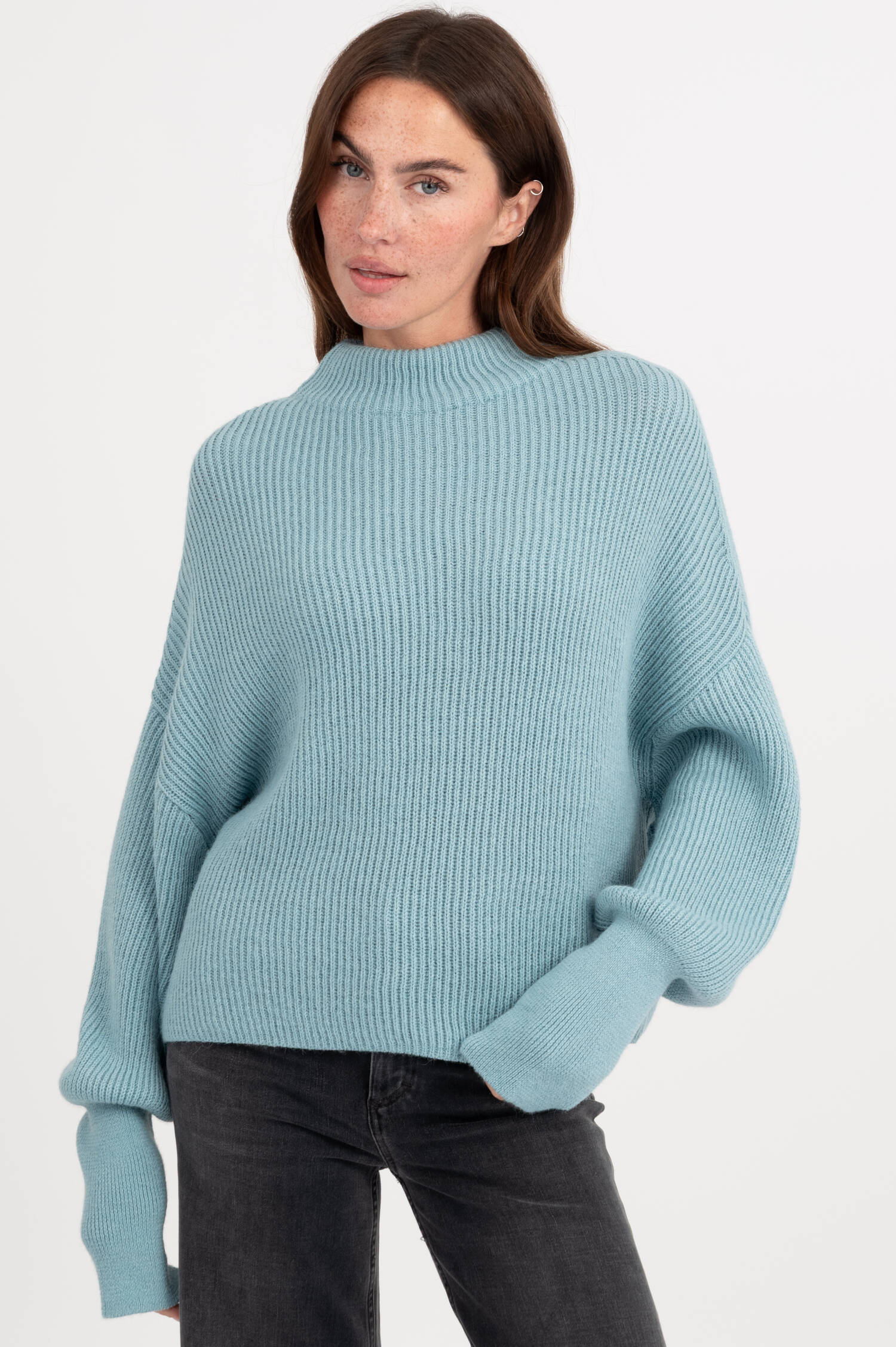 Rippstrick Pullover in Hellblau Rippstrick Pullover in Hellblau