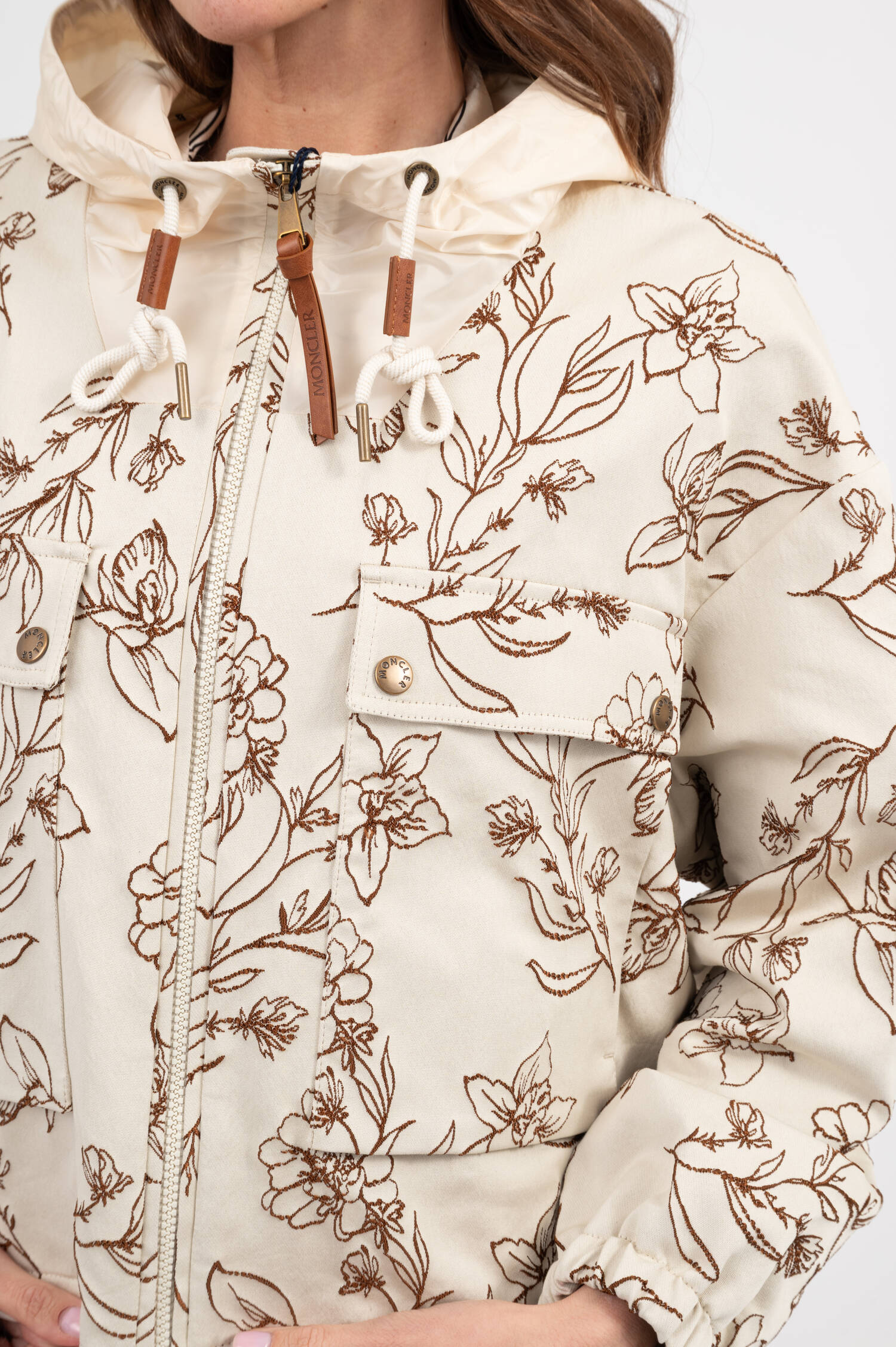 Jacke NEPETA mit Stickerei in Creme Jacke NEPETA mit Stickerei in Creme