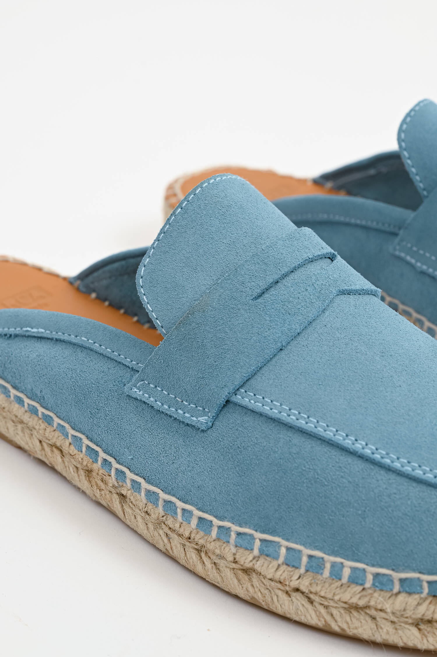 Mokassin Slipper SERRAJE in Hellblau