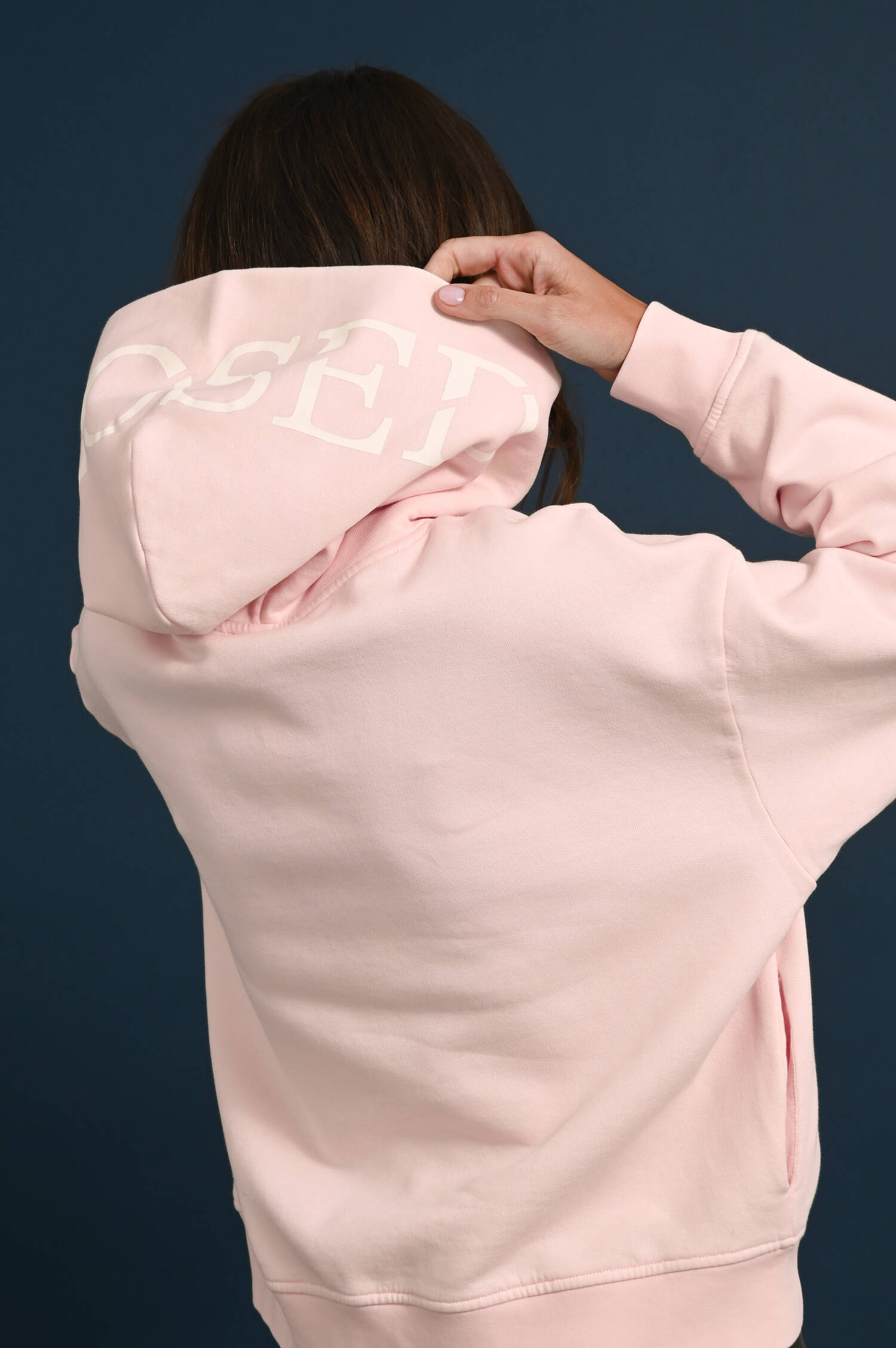 Kapuzenpullover mit Eingrifftaschen in Blush Pink