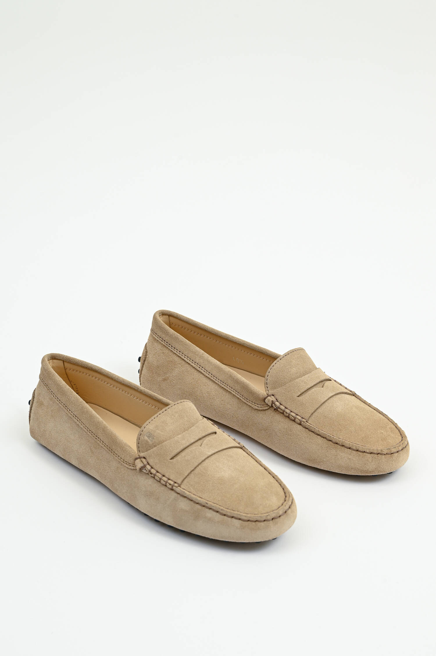 Mokassins aus Veloursleder in Beige Mokassins aus Veloursleder in Beige