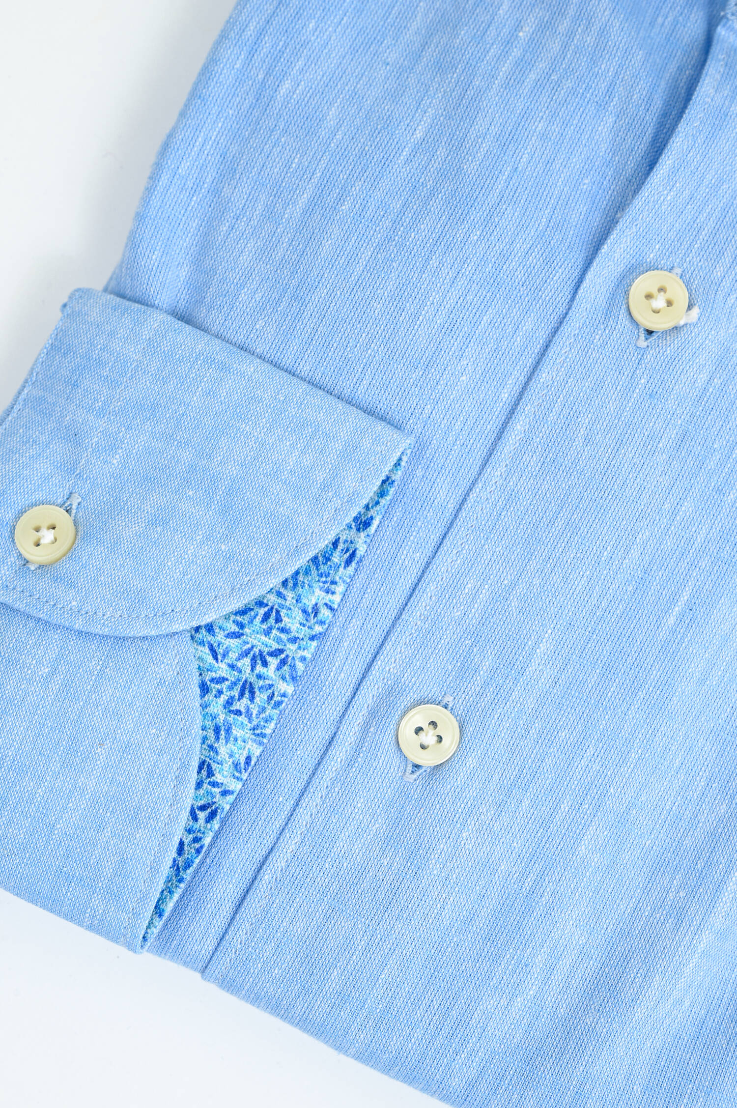 Hemd aus Leinen-Baumwoll-Mix in Blau meliert