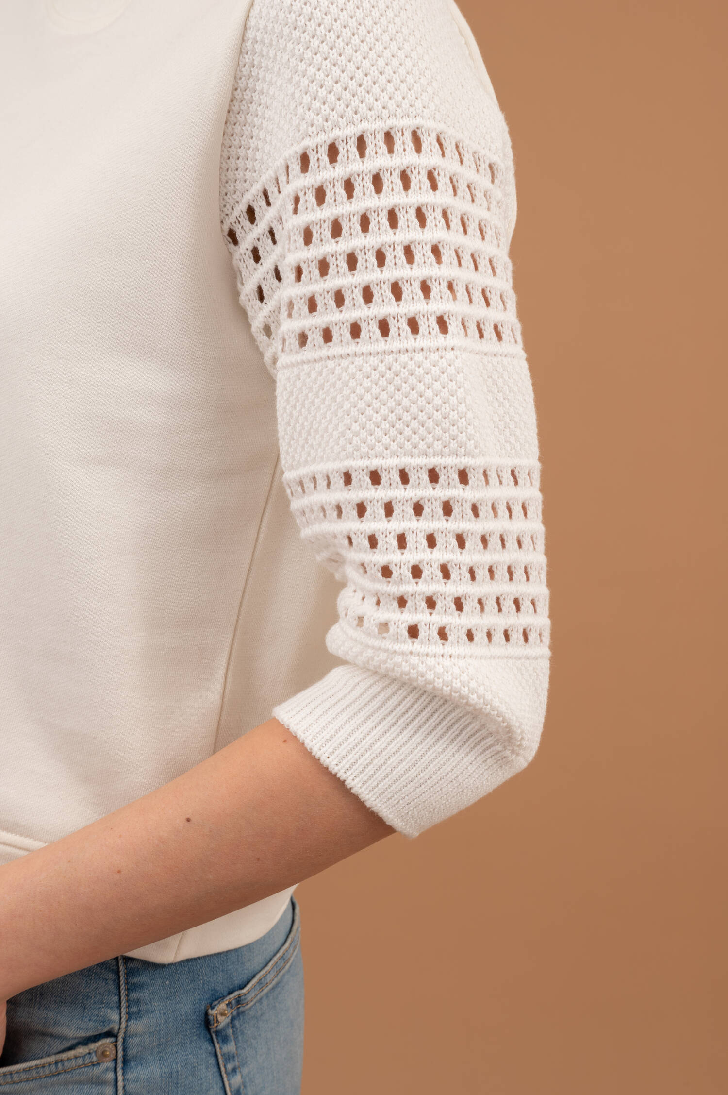 Sweatpullover mit Lochstrick Details in Off-White