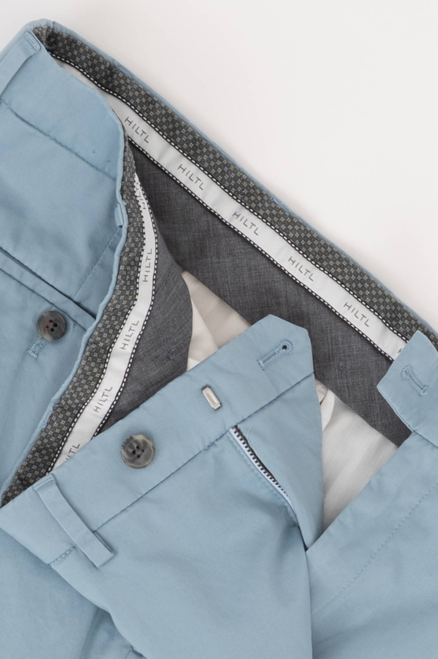 Chino TILO aus Baumwolle in Hellblau