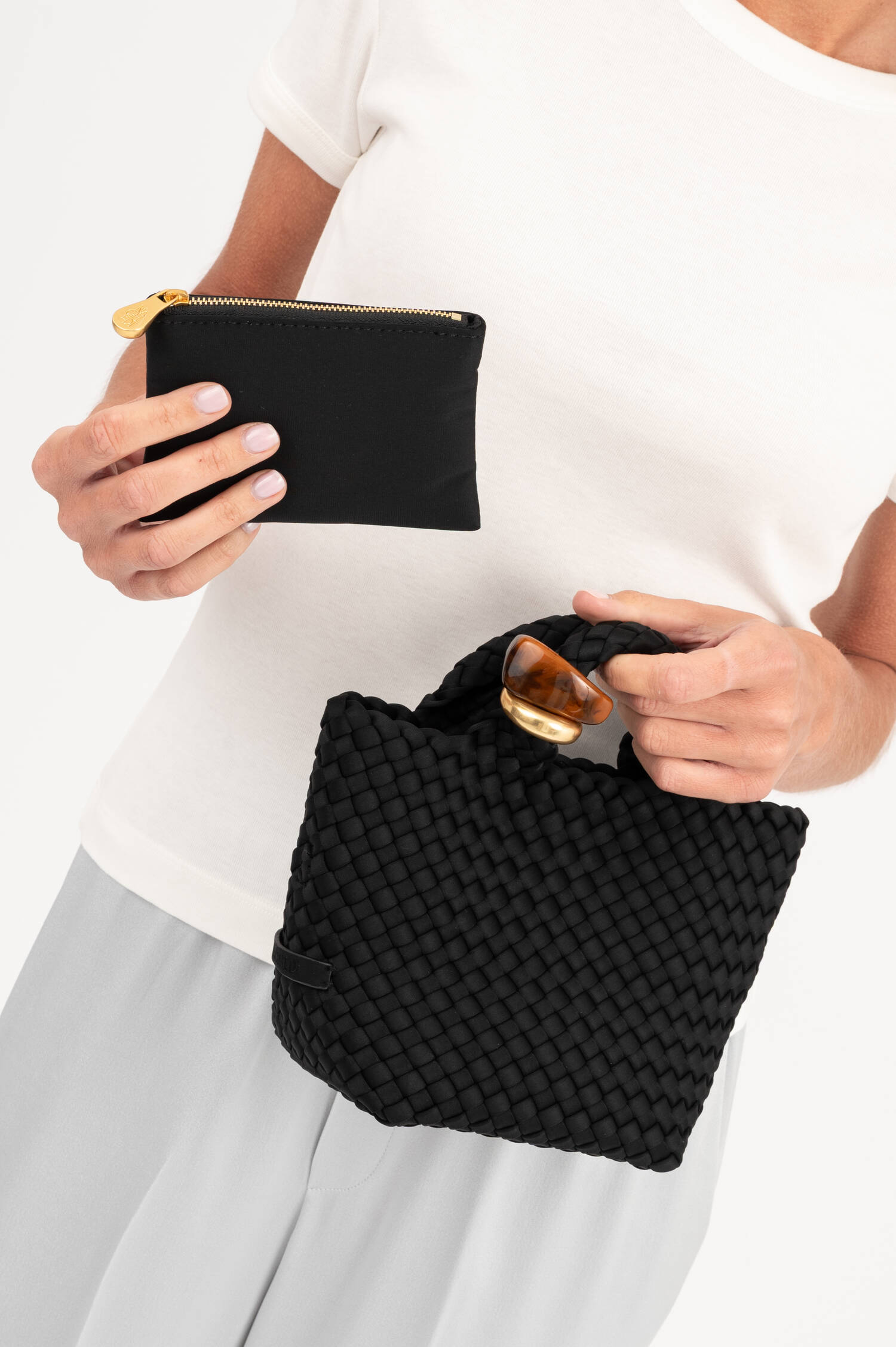 Handtasche ST. BARTHS PETIT TOTE BEADS in Schwarz