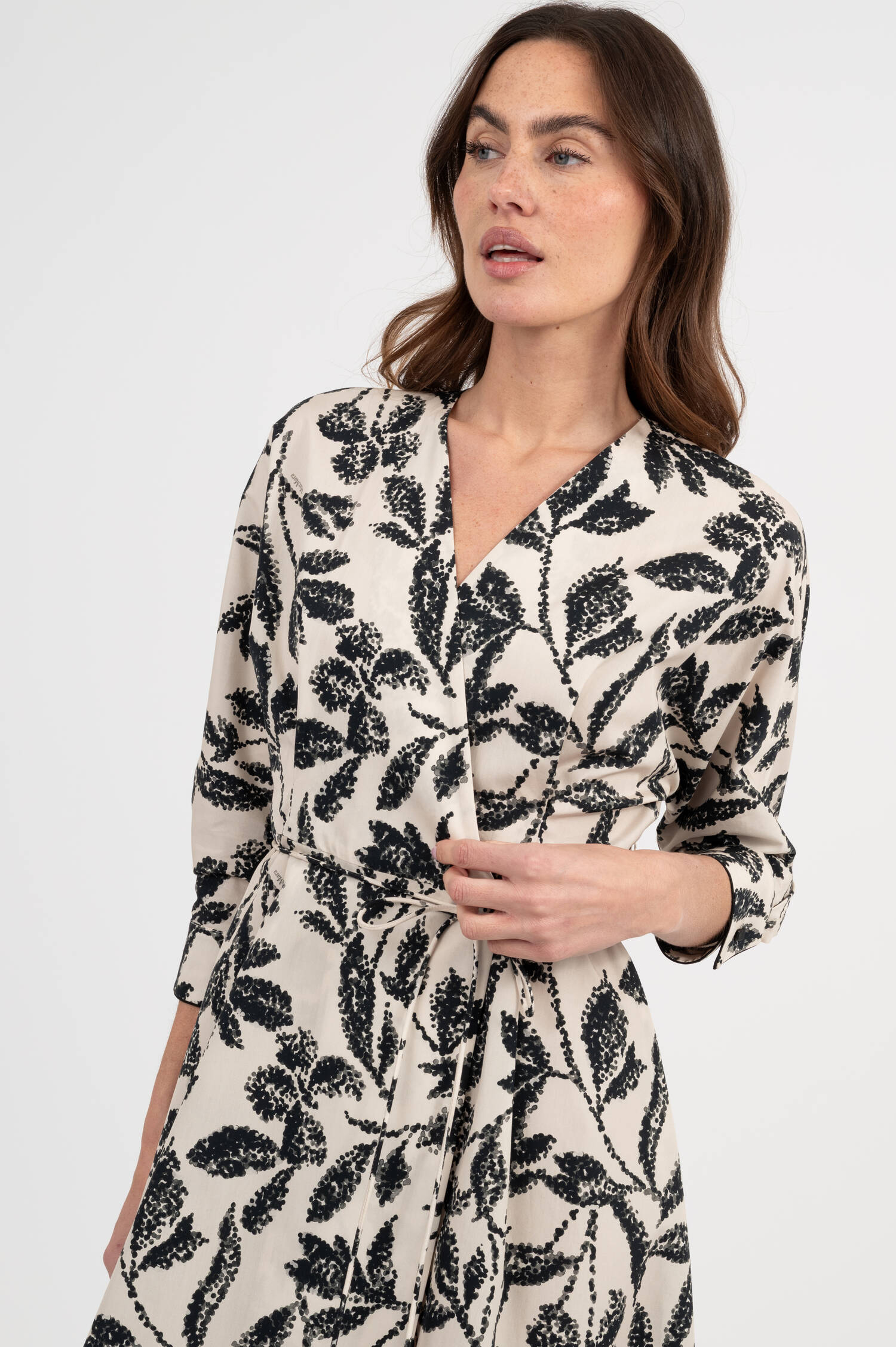 Wickel-Kleid CAMINO in Beige/Schwarz