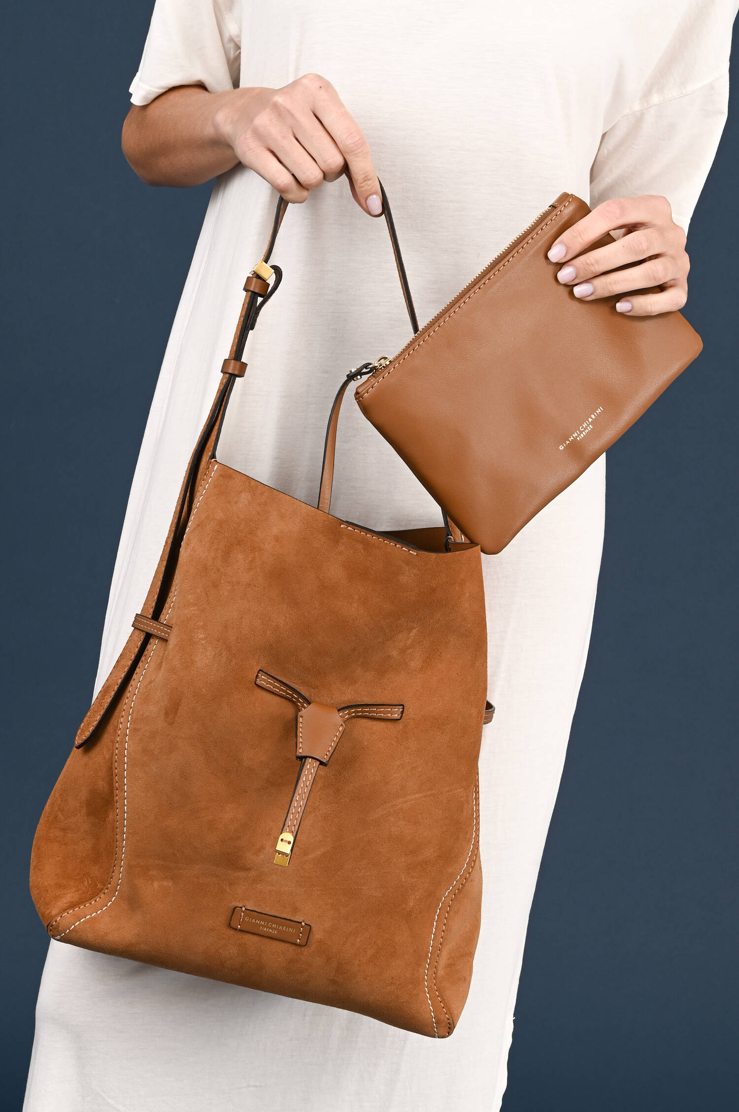 Veloursleder Tasche SIENNA in Caramel