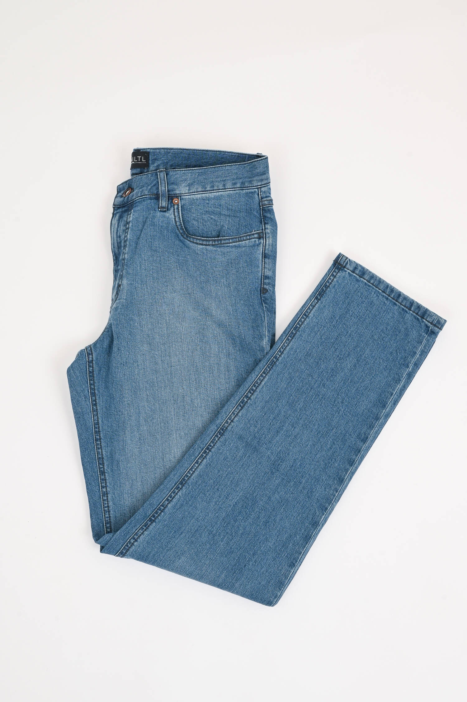 Jeans PARKER in Mittelblau Jeans PARKER in Mittelblau