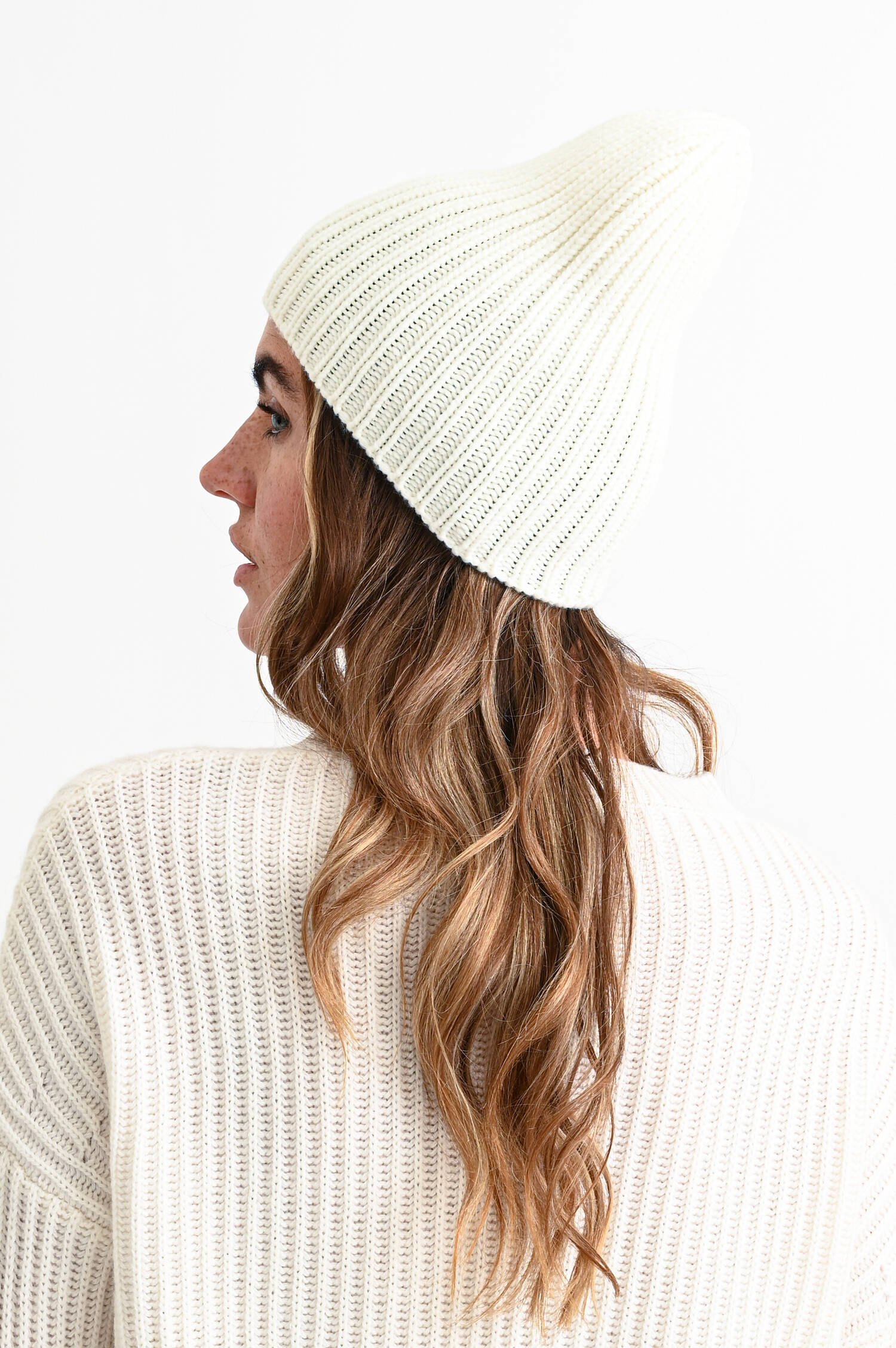 Rippstrick-Mütze aus Cashmere in Natur