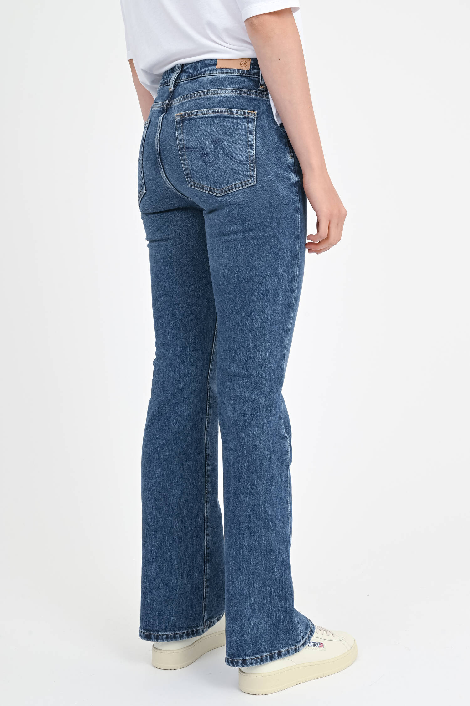 Bootcut Jeans SOPHIE in Mid Blue Bootcut Jeans SOPHIE in Mid Blue