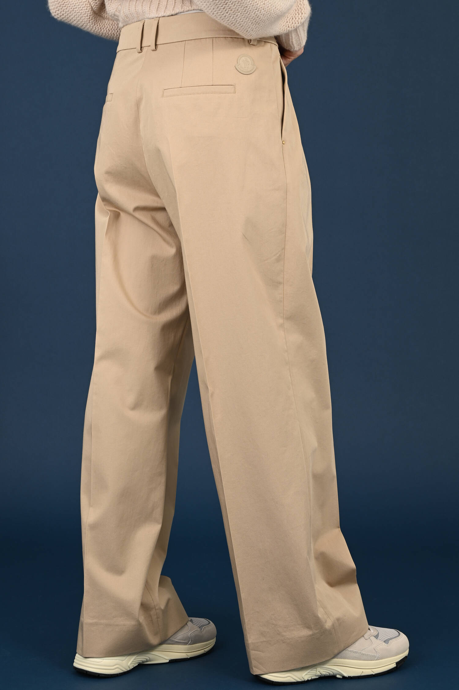 Bundfaltenhose in Natur