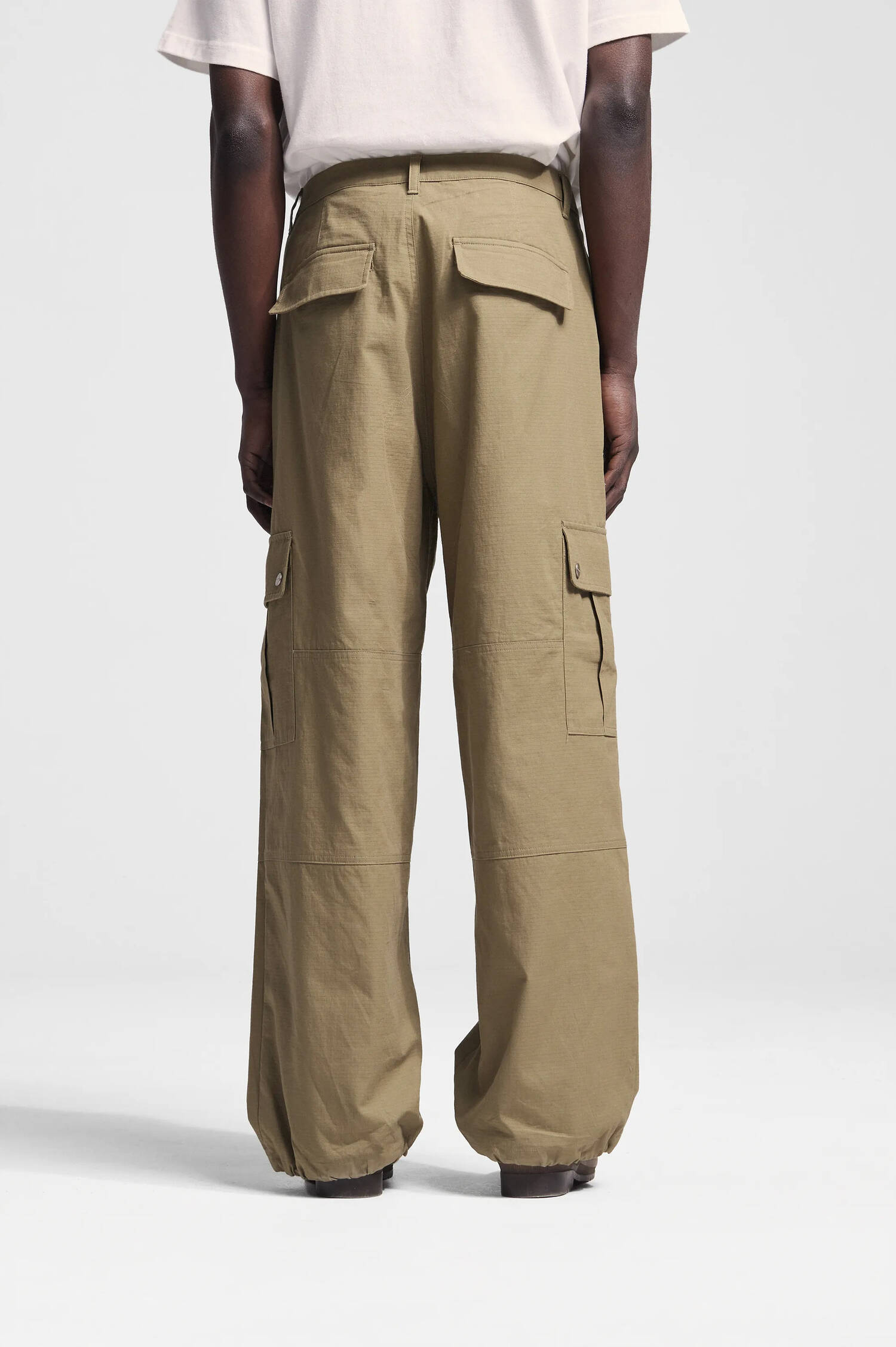 Cargo-Hose in Olive
