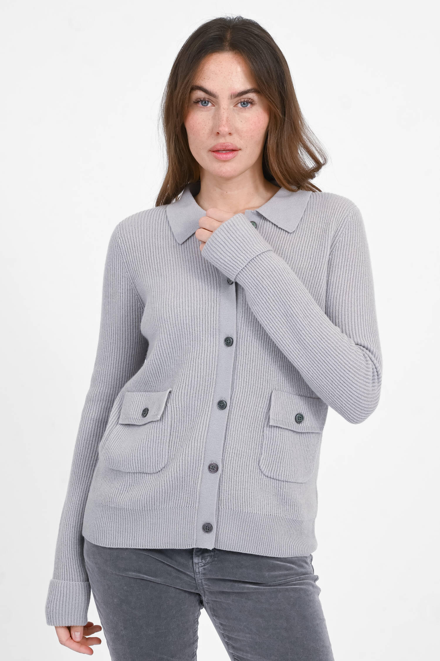 Cardigan aus Wolle in Hellgrau