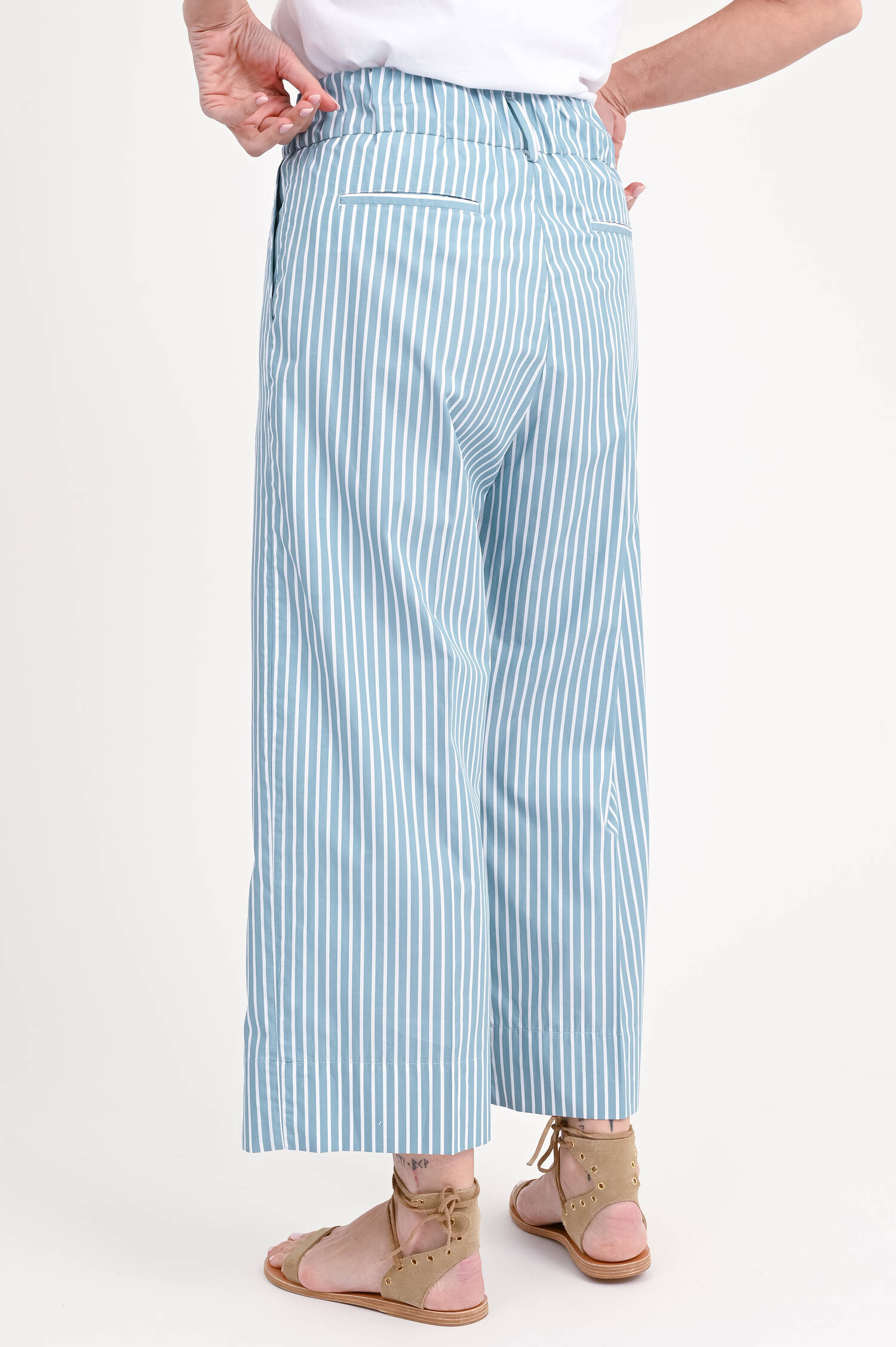 Gestreifte Baumwoll-Hose in Weiß/Türkis Gestreifte Baumwoll-Hose in Weiß/Türkis