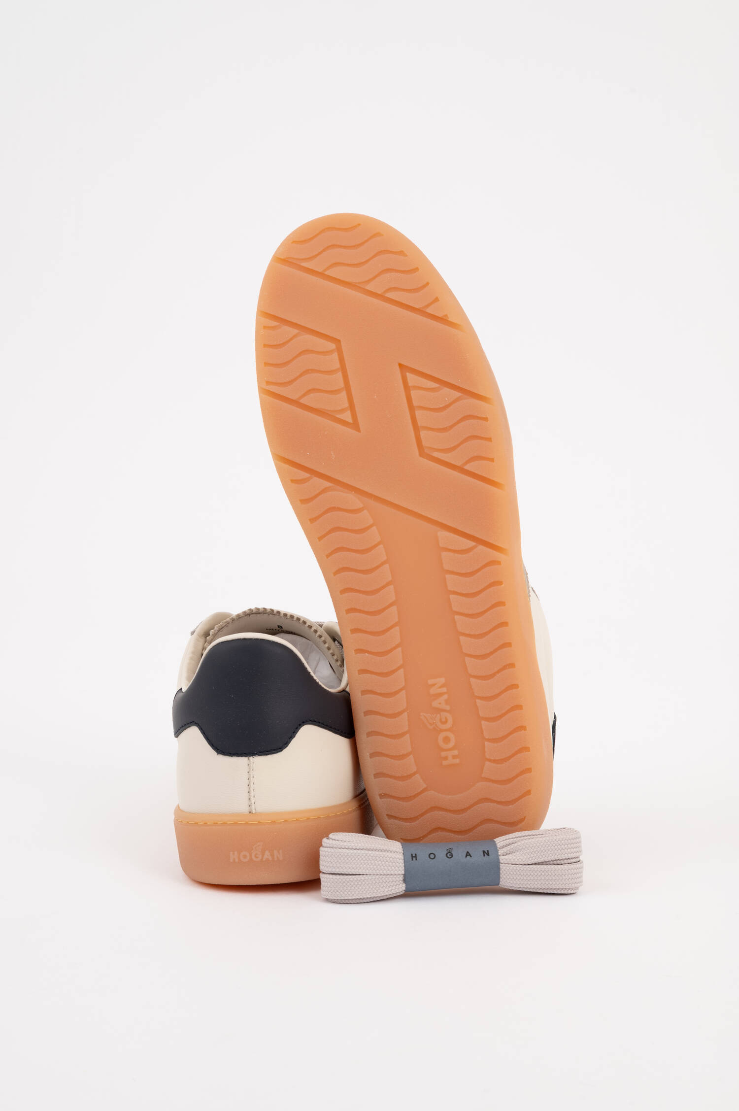 Sneaker COOL in Grau