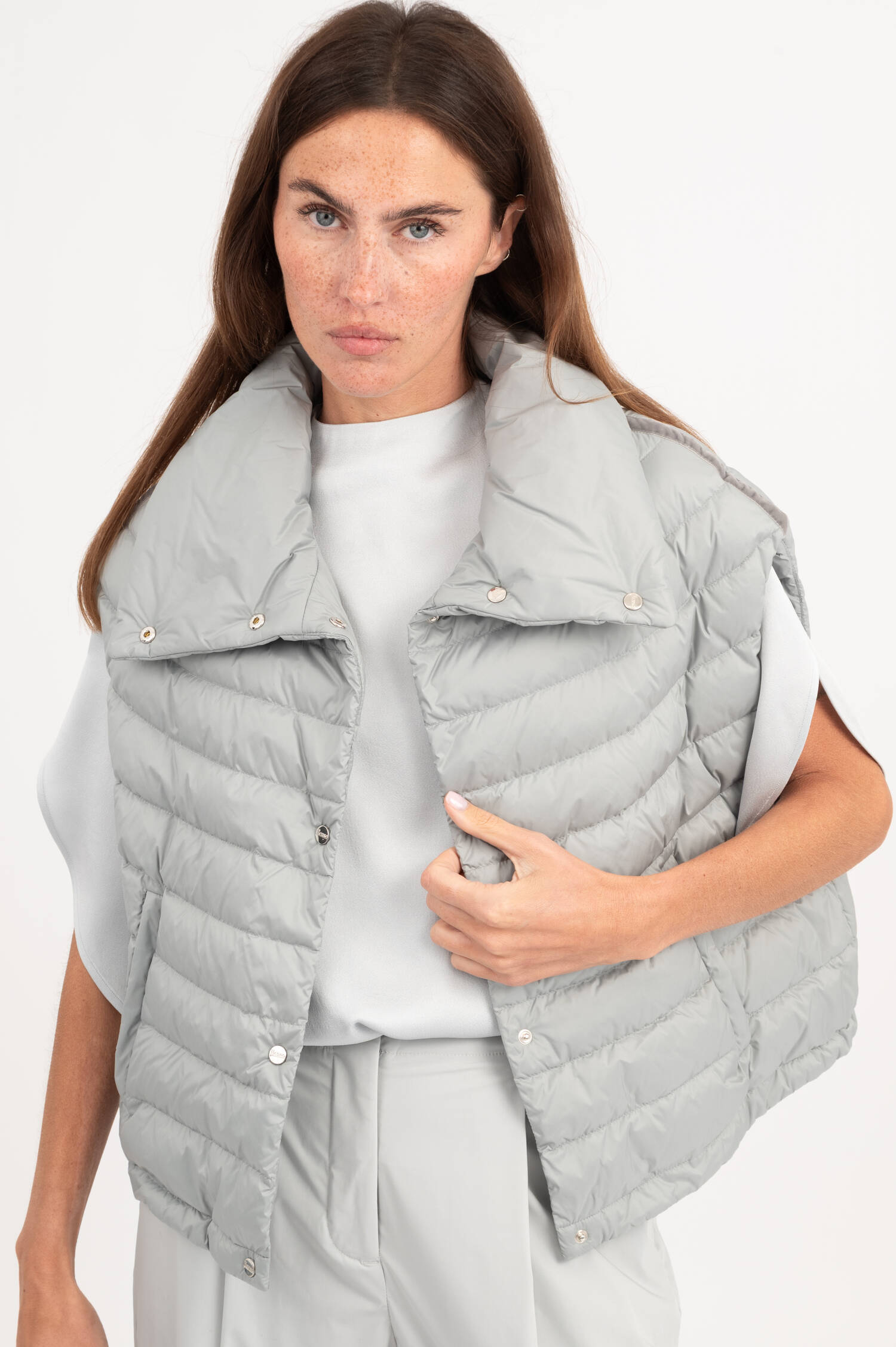 Daunengilet in Graublau Daunengilet in Graublau